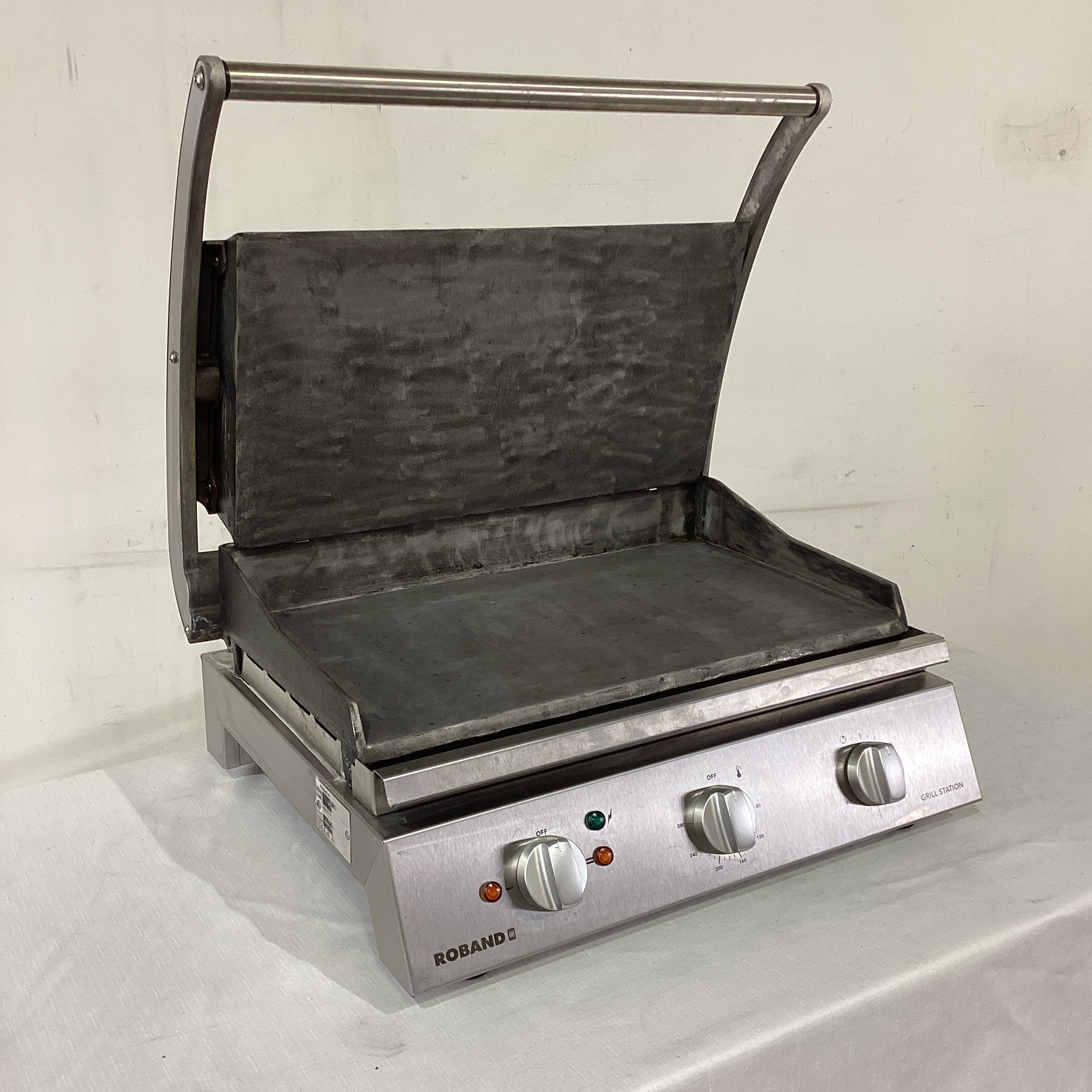 Roband GSA810ST Contact Grill - 904662