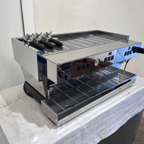 La Marzocco Linea Classic 3 Group Coffee Machine - 904920