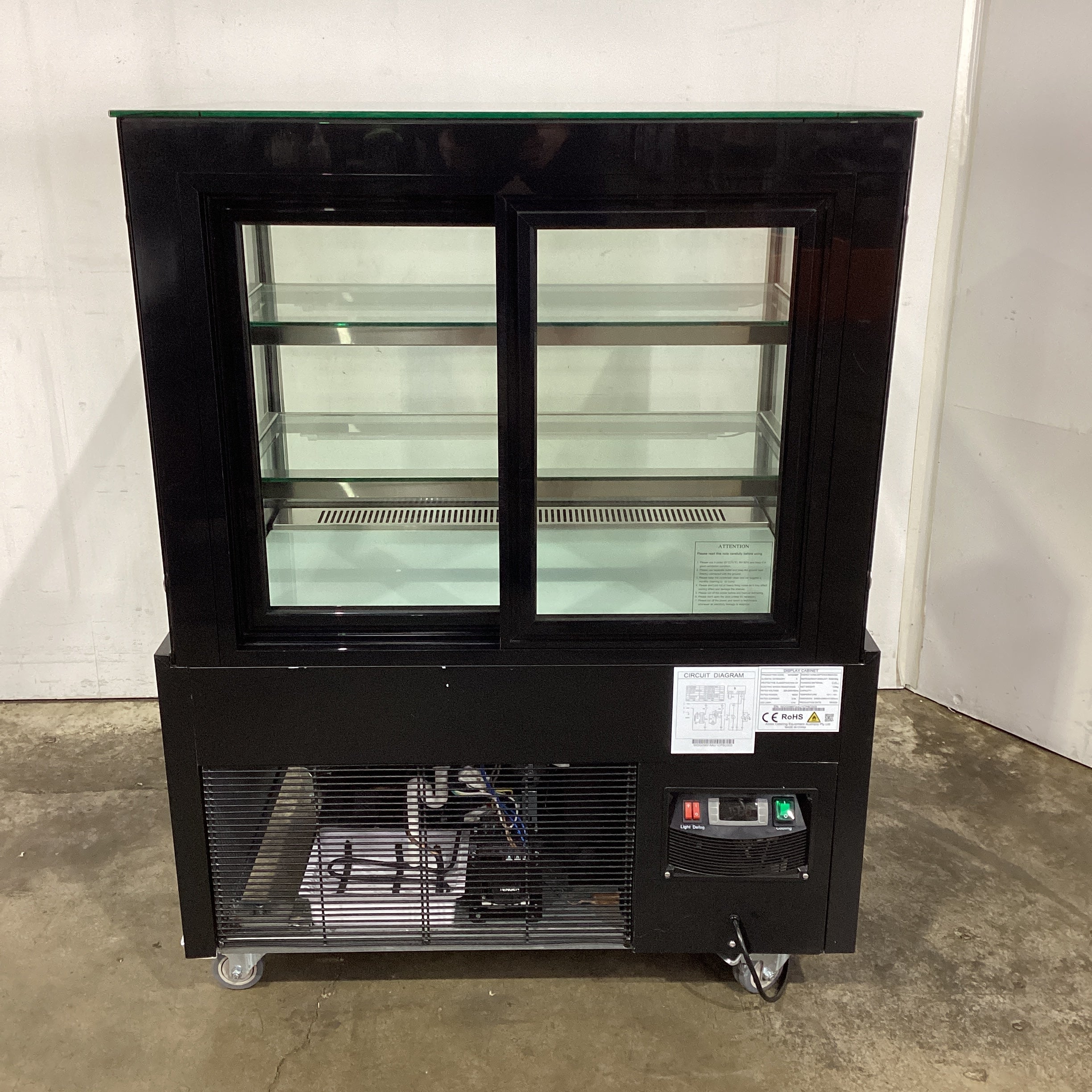 Atosa WDG096F Cake Display - 906205