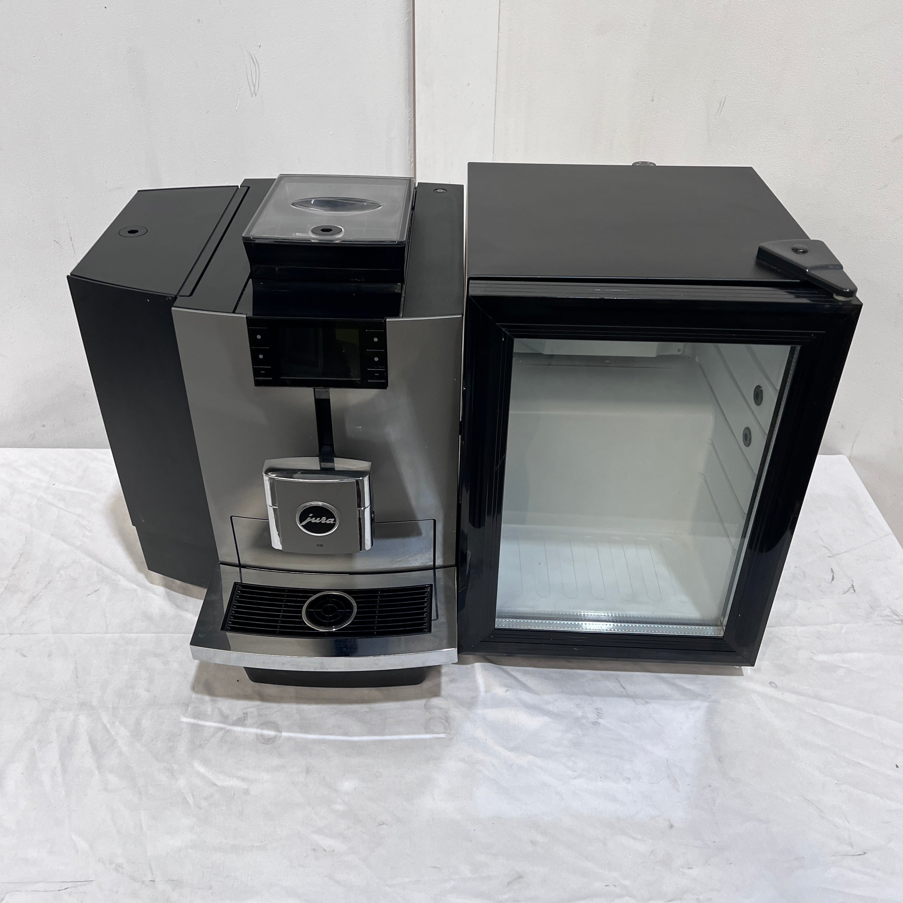 Jura X10 Automatic Coffee Machine with Jura Milk Fridge - 914118