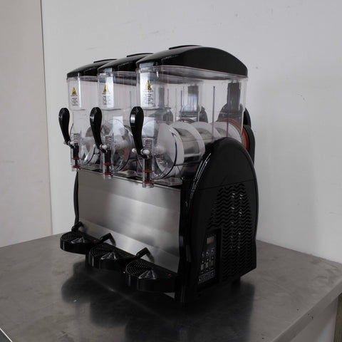 Fabigani FABIGANI-3S Triple Bowl Granita Slushie Machine - 917542