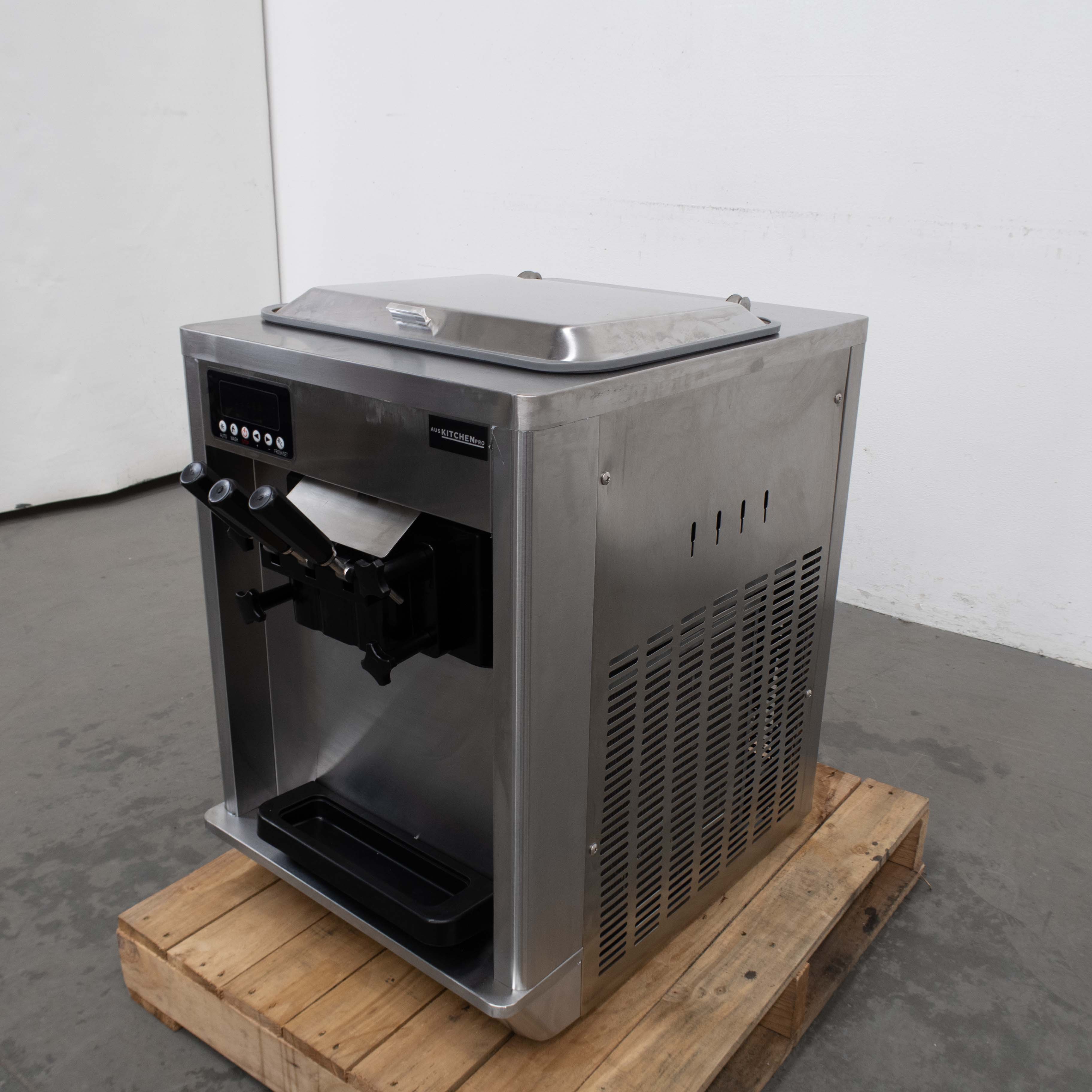 Aus Kitchen Pro AUSKPSS808-1 Ice Cream Machine - 918655
