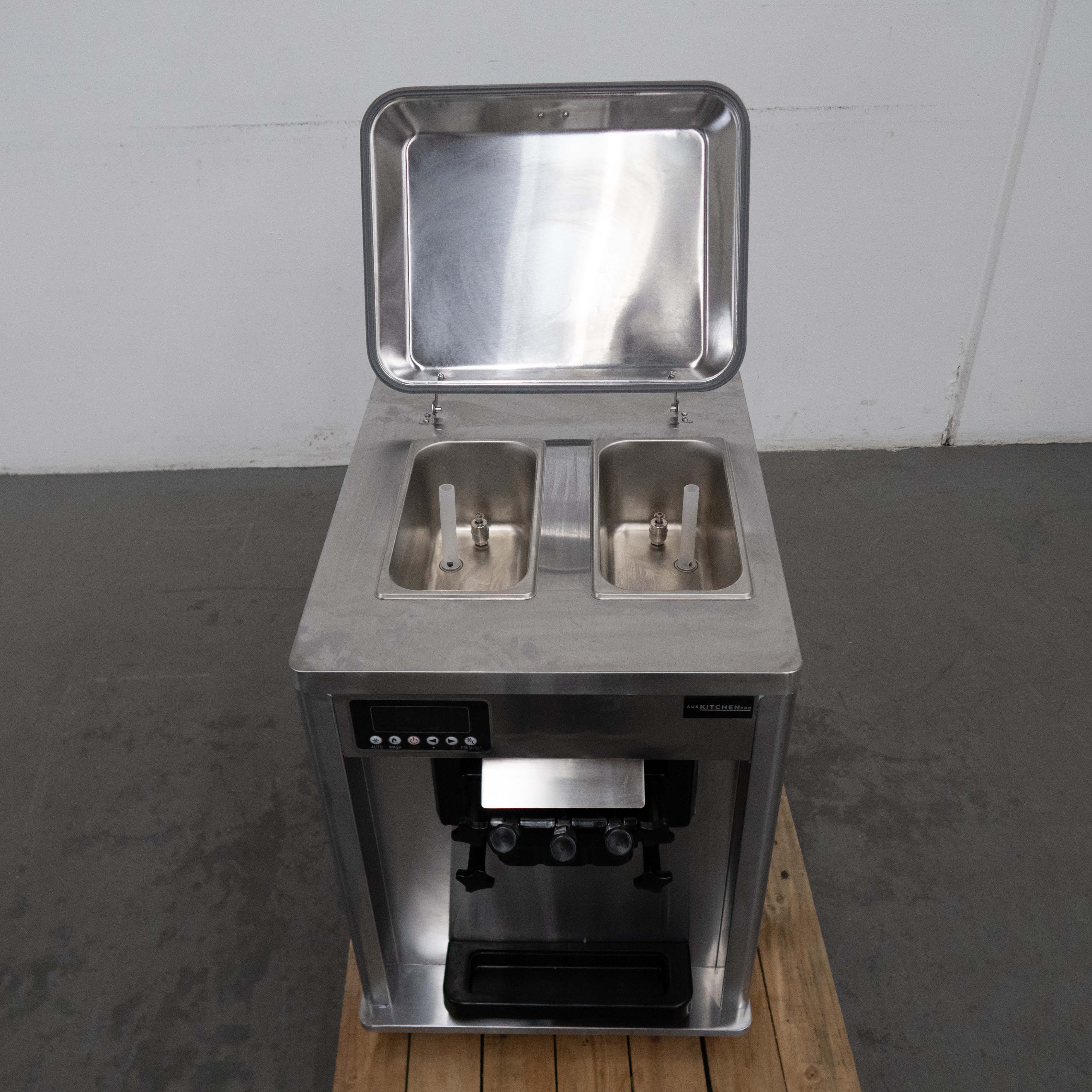 Aus Kitchen Pro AUSKPSS808-1 Ice Cream Machine - 918655