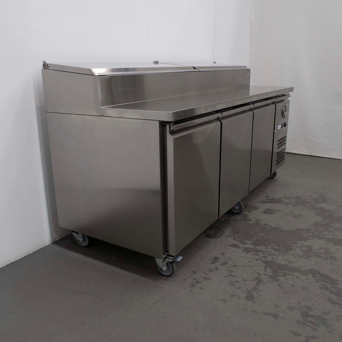 FED-X XSS8C20S3V Sandwich Prep Fridge - 920692