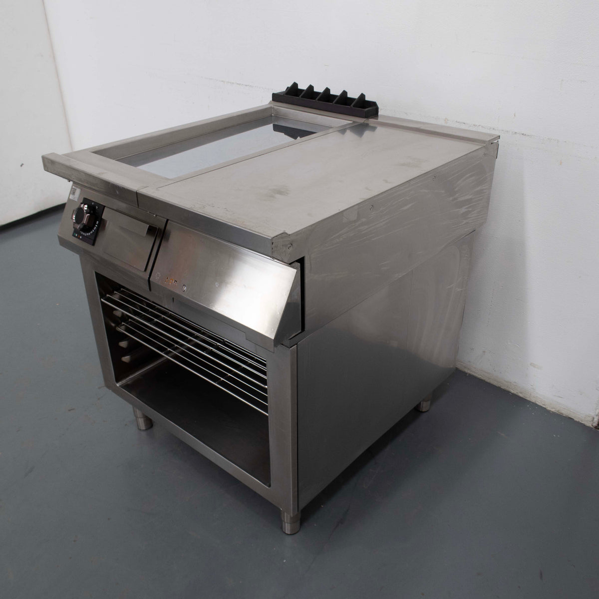 Mareno FT94ET Griddle with Worktop Unit + Stand - 942624