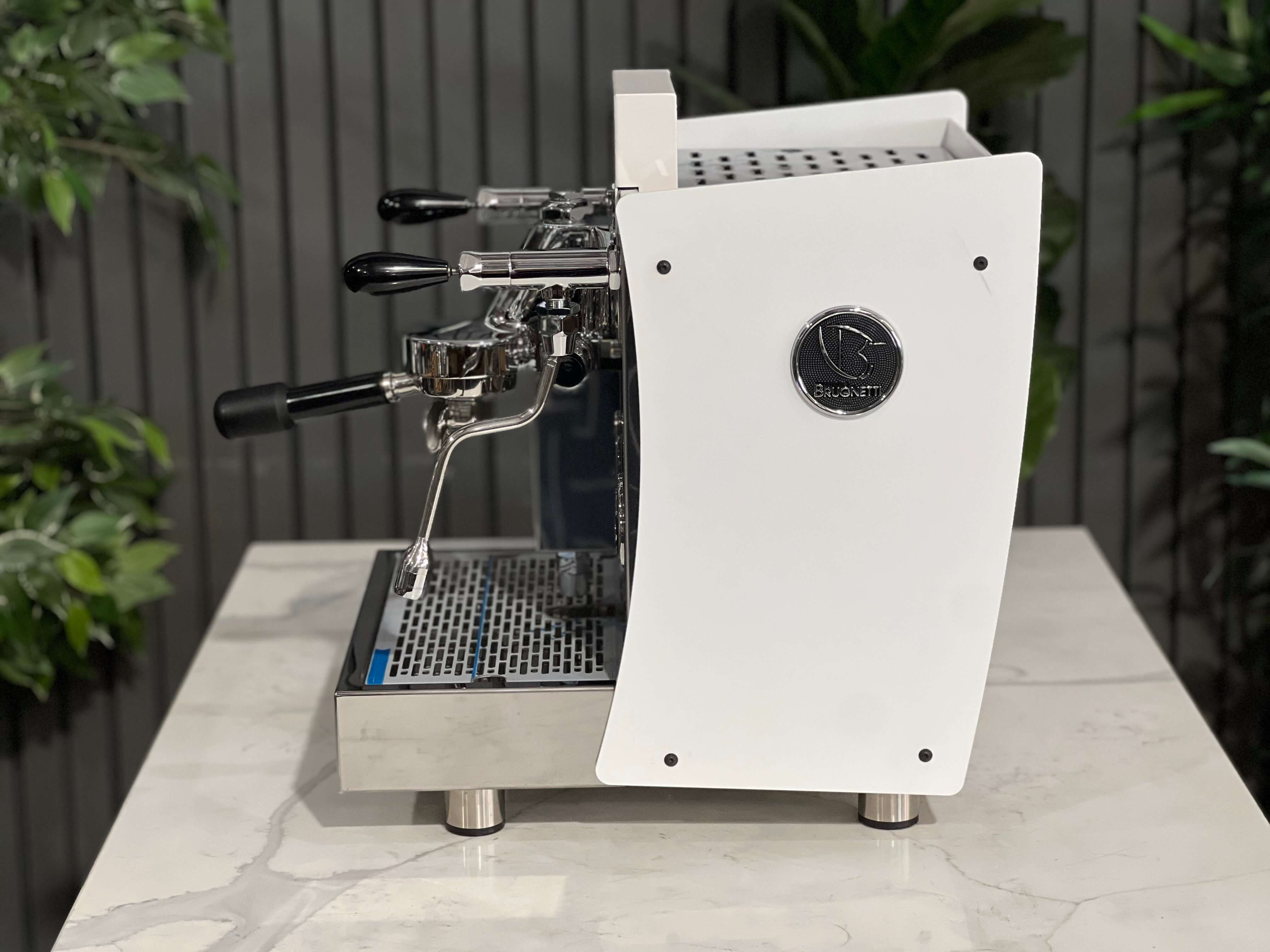 Brugnetti Giulietta Av Brand - 1 Group Commercial Espresso Machine - White