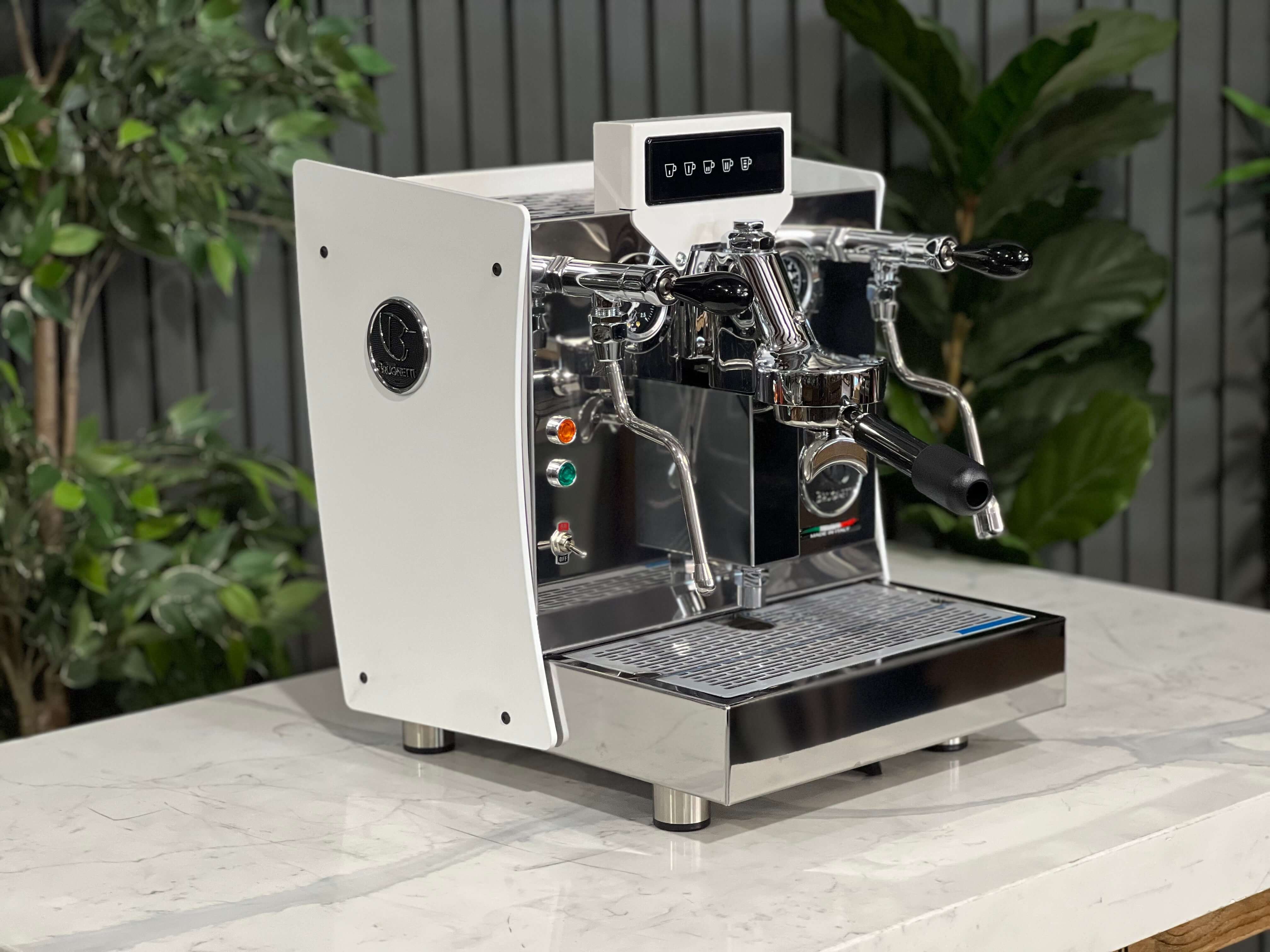 Brugnetti Giulietta Av Brand - 1 Group Commercial Espresso Machine - White