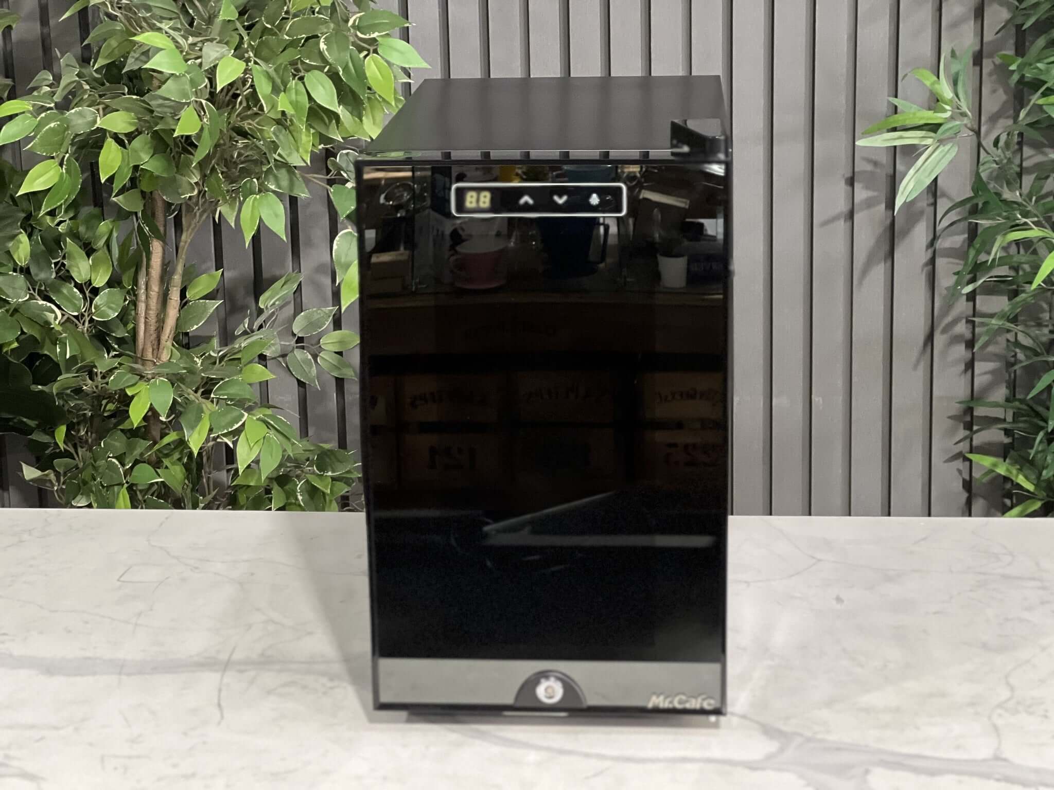 Dr Coffee Sc08 Milk Fridge Brand - Black