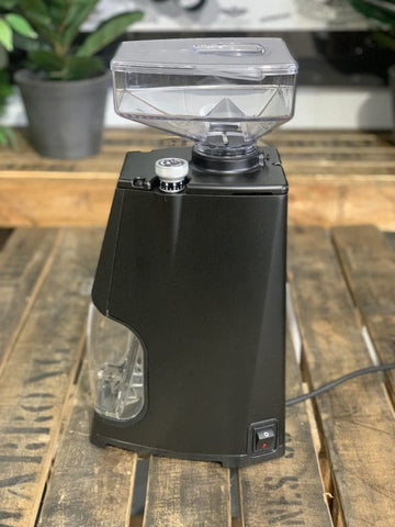 Eureka Atom 60E - Coffee Grinder - Black