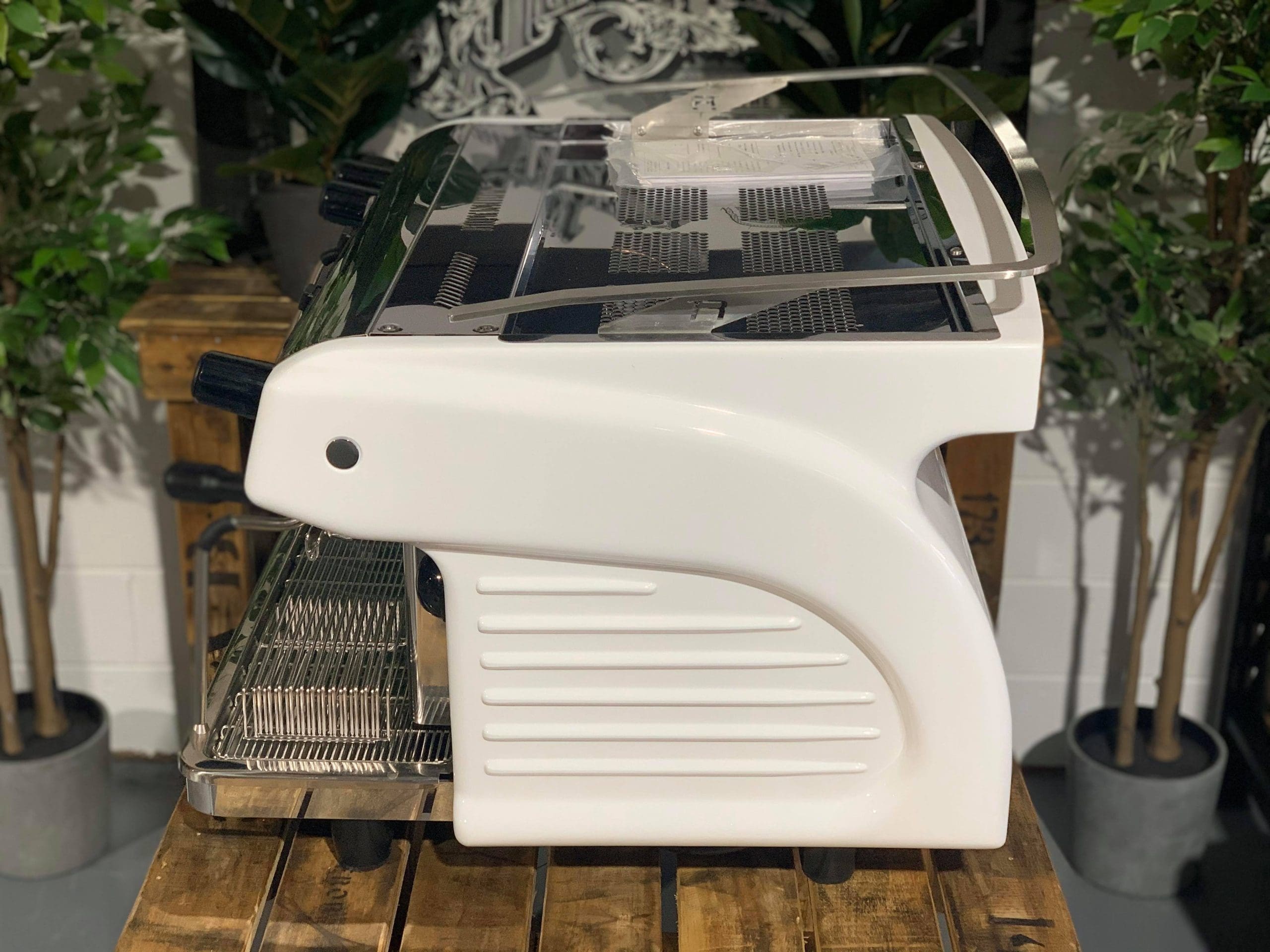 Expobar Ruggero Classic V2 High Cup Gloss - 2 Group Commercial Espresso Machine - White