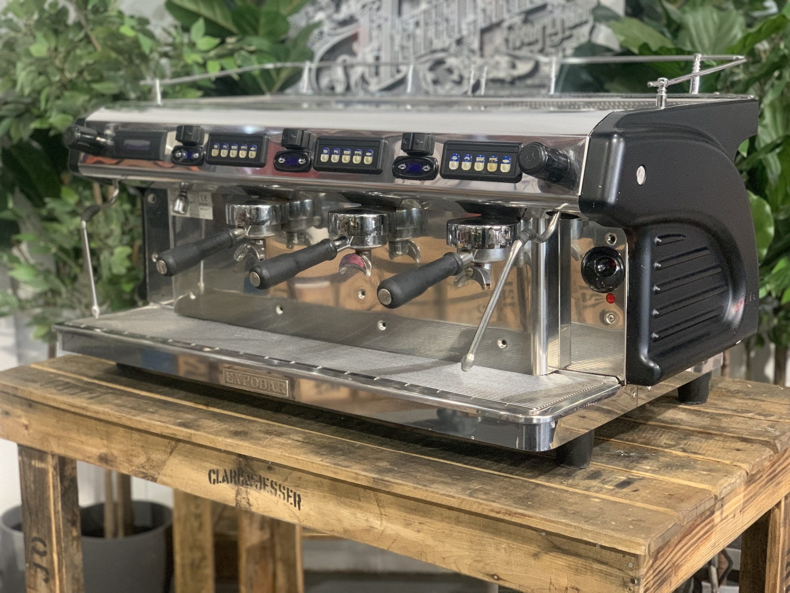Expobar Ruggero - 3 Group Commercial Espresso Machine - Black