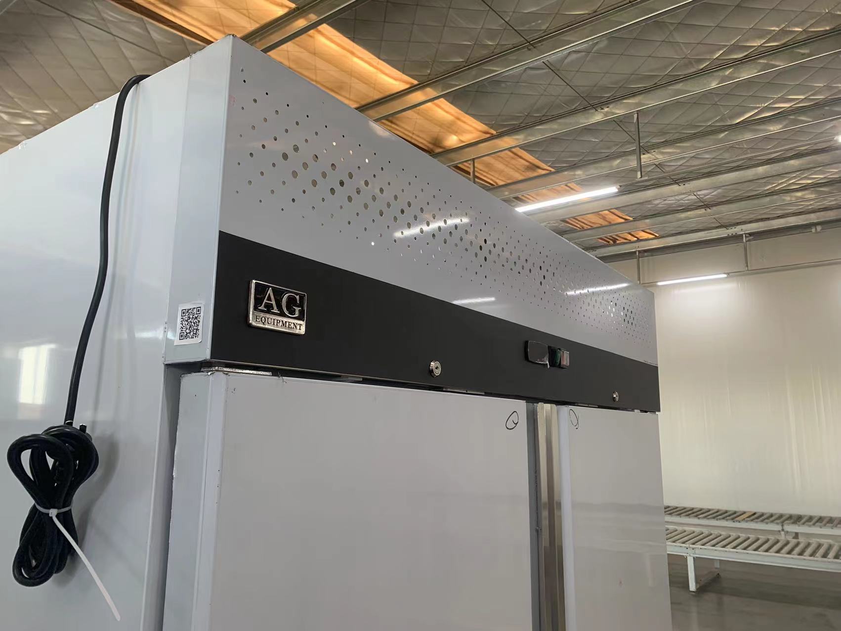 AG 1300L Freezer Stainless Steel GNX1400BT