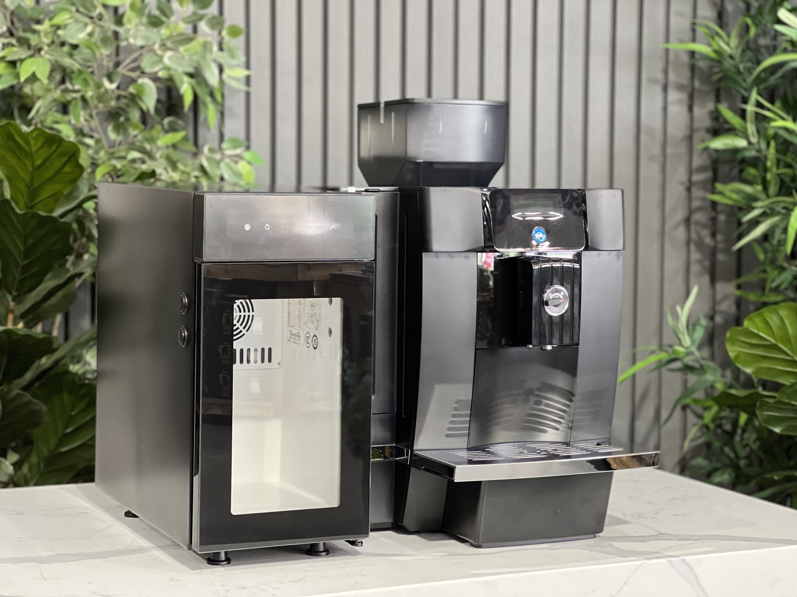 Carimali CA1100 W/ C DGT Fridge - Fully Automatic Coffee Machine - Black