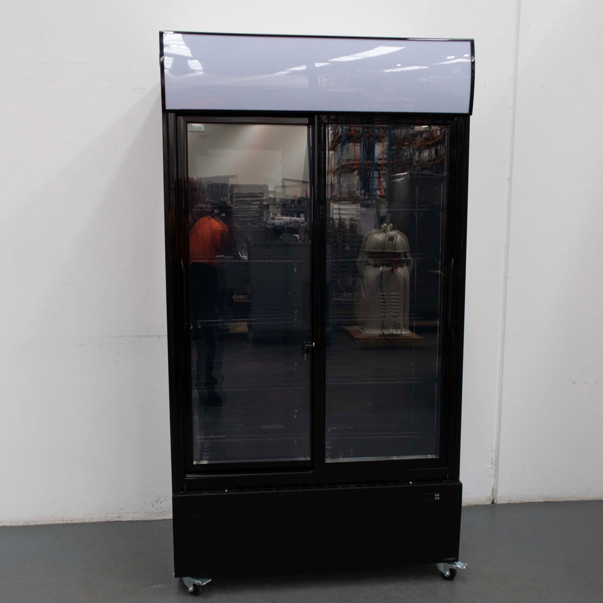 Thermaster LG-1000SDBP Upright Drink Fridge - 943447