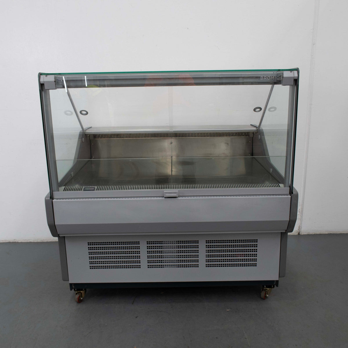 Bromic Refrigeration DD1250SG-NR Deli Curved Display - 864213