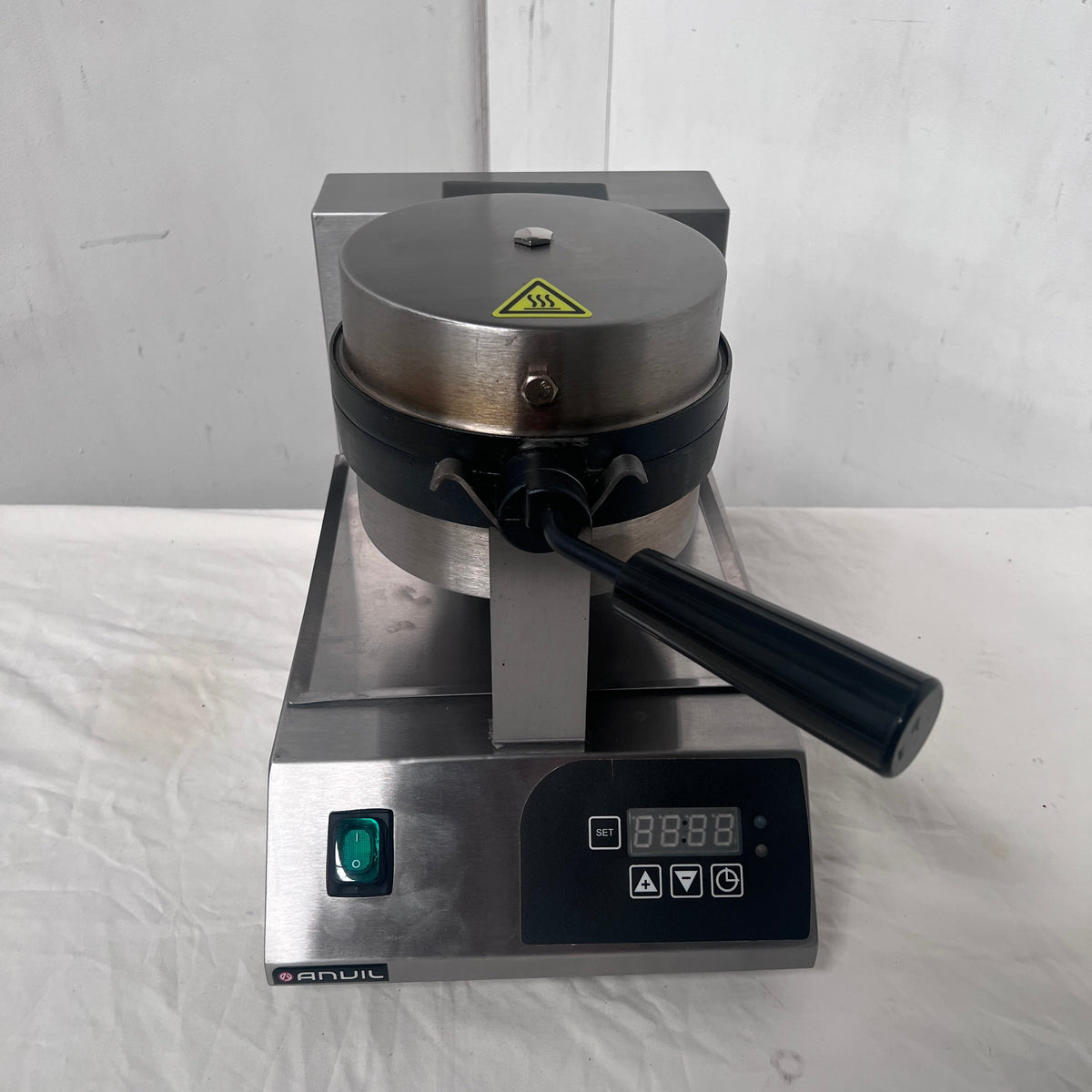 Anvil WBA1001 Waffle Maker - 942832