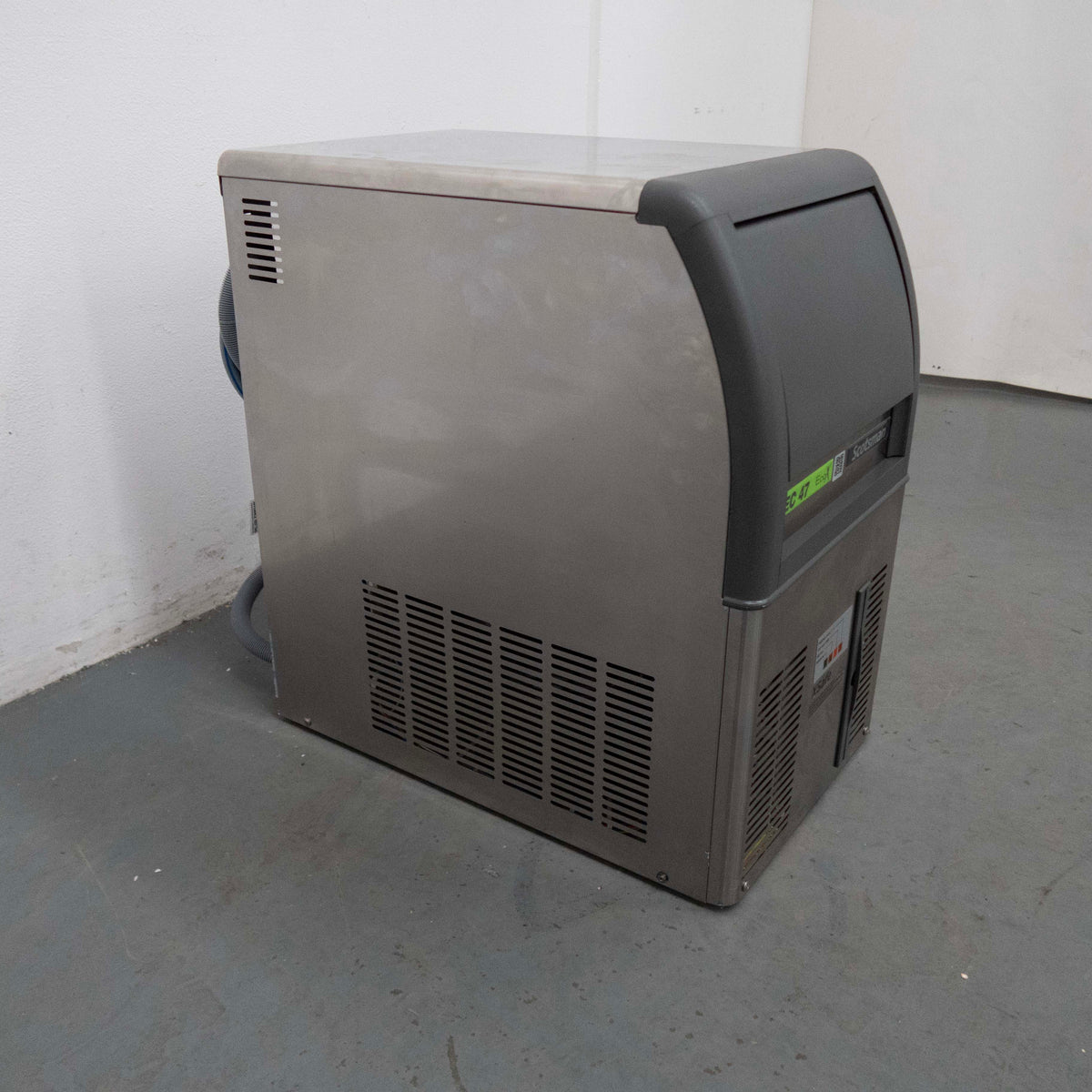 Scotsman ECM 47 AS 230/50 R290 I-PLUG OX Ice Machine - 931103