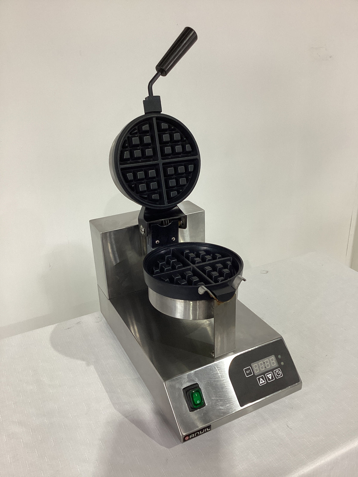 Anvil WBA1001 Waffle Maker - 897160