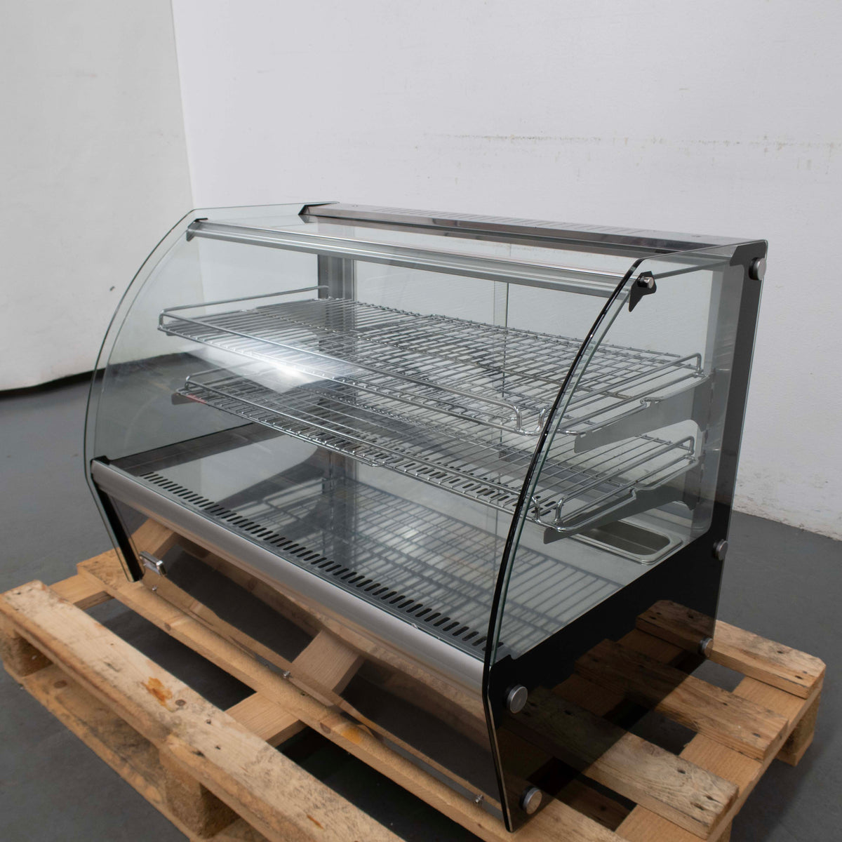 Federal HTH160N Hot Food Display - 874398