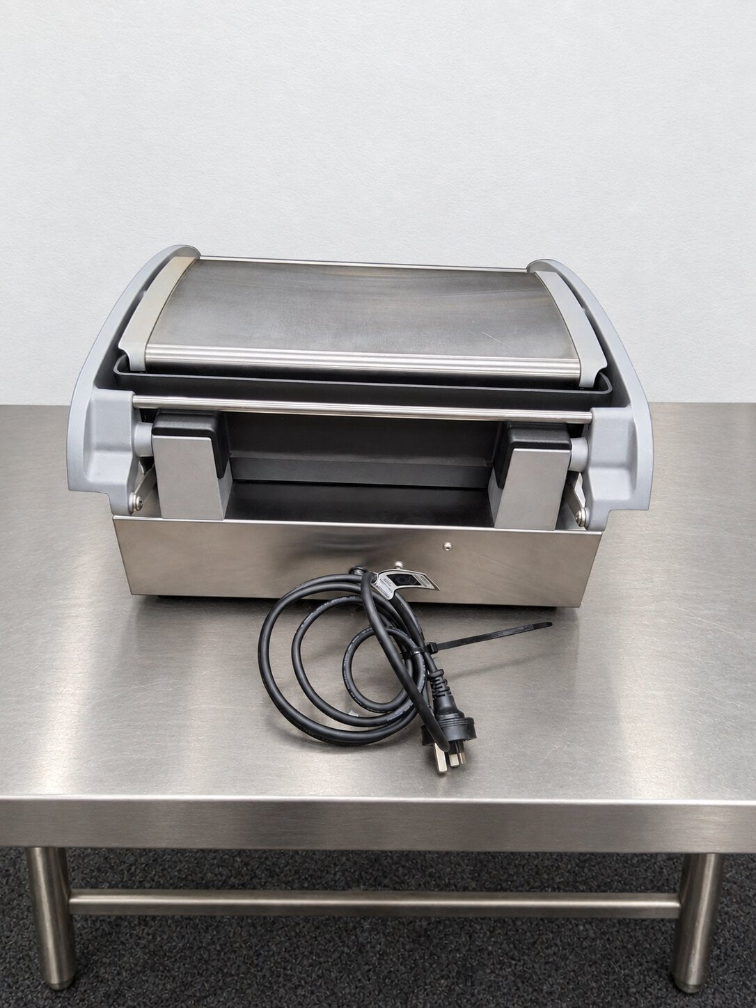Roband GSA610ST Grill Station - 921155