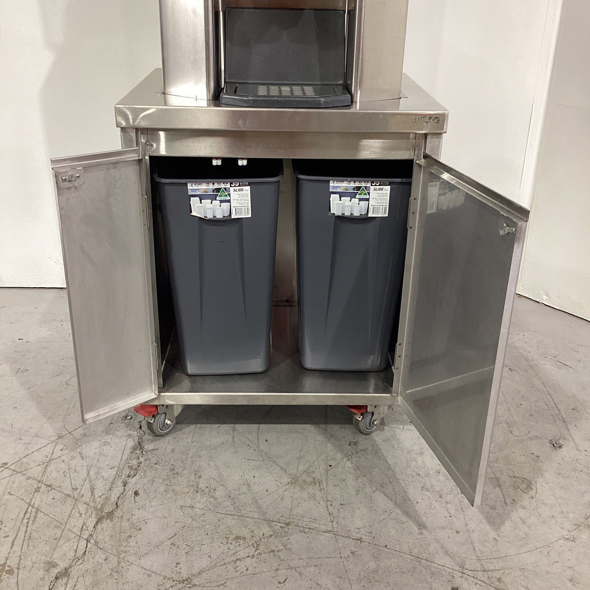 Zummo Z14A-N Juicer with waste cabinet - 785657