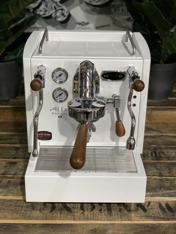 Izzo Alex Duetto IV PLUS White - 1 Group Commercial Espresso Machine - Timber