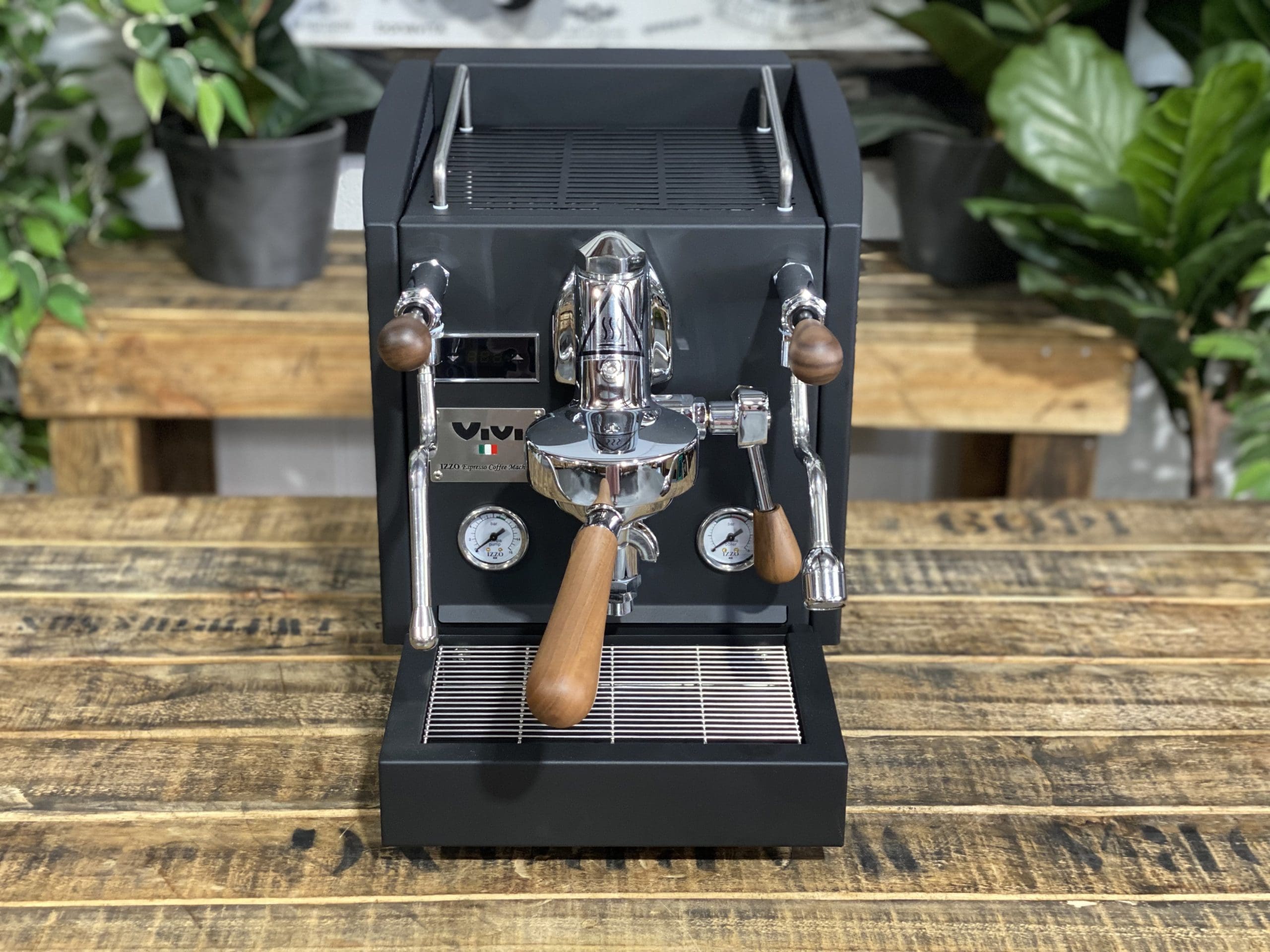 Izzo Vivi Duetto Dual Boiler Black - 1 Group Commercial Espresso Machine - Timber