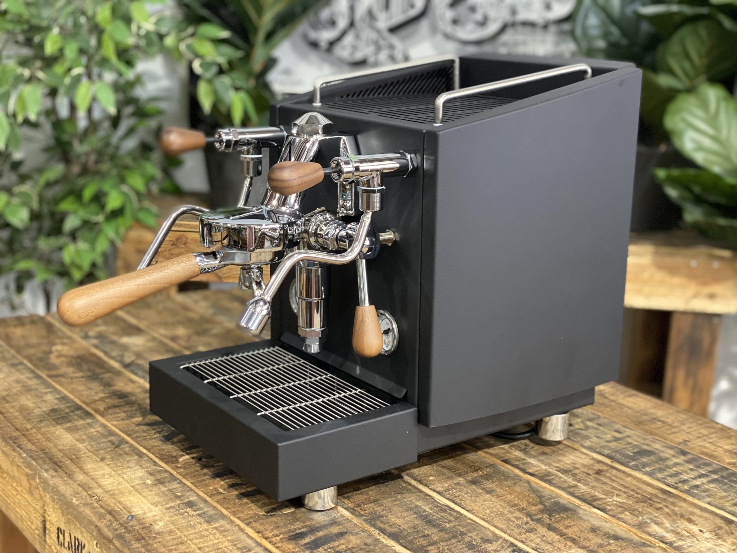 Izzo Vivi Duetto Dual Boiler Black - 1 Group Commercial Espresso Machine - Timber