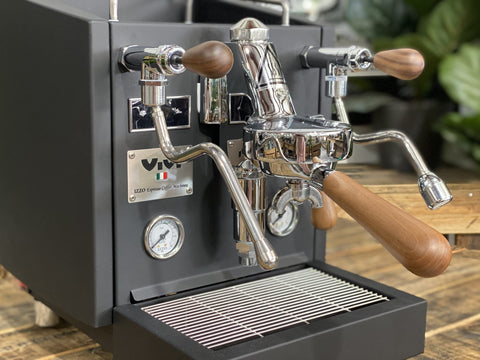 Izzo Vivi Duetto Dual Boiler Black - 1 Group Commercial Espresso Machine - Timber