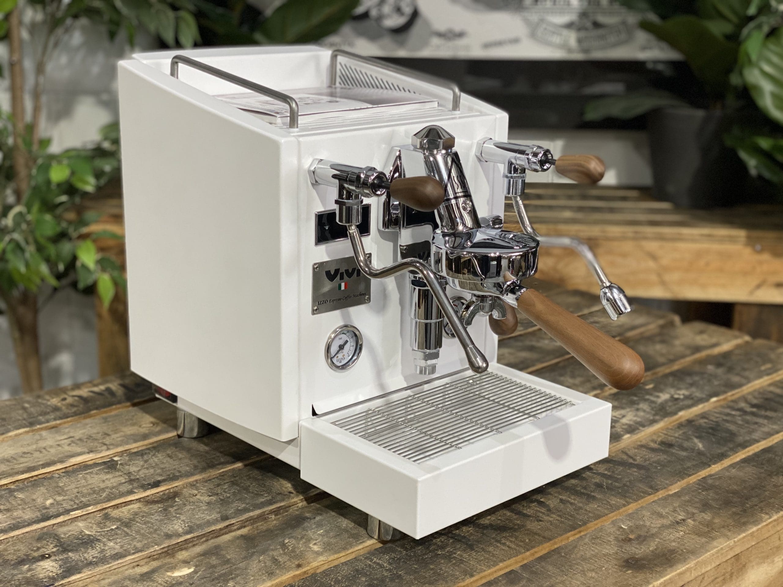 Izzo Vivi PID White - 1 Group Commercial Espresso Machine - Timber