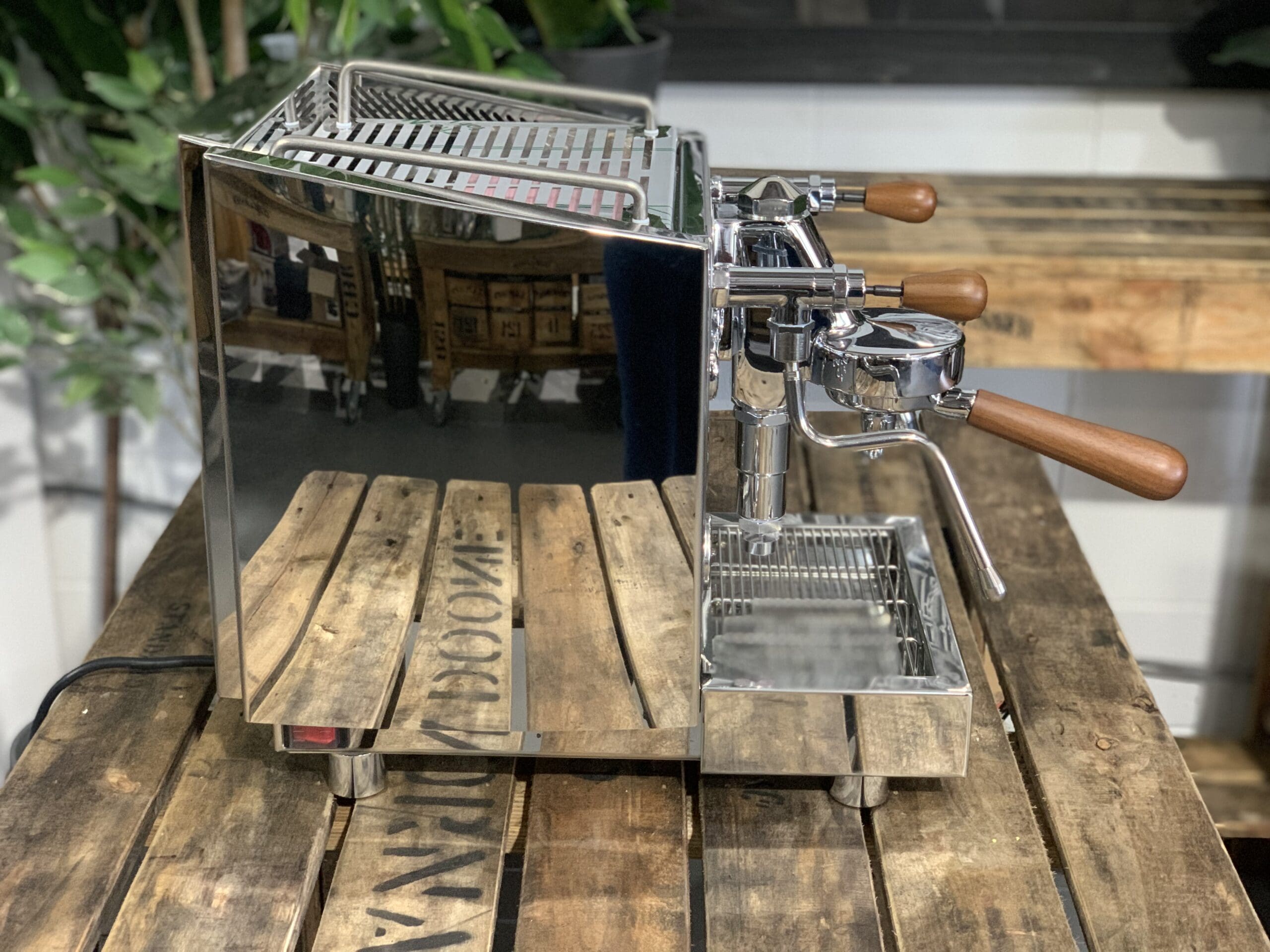 Izzo Vivi PID Flick Taps Stainless With Kit - 1 Group Commercial Espresso Machine - Timber