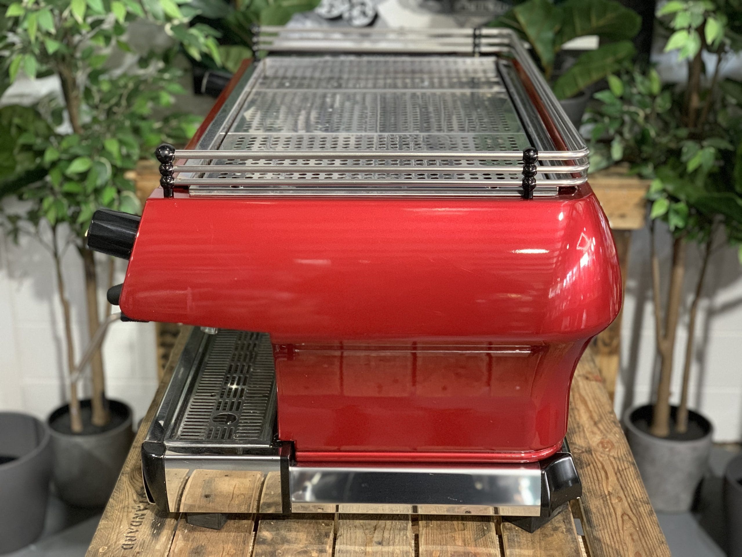 La Marzocco FB80 - 3 Group Commercial Espresso Machine - Red