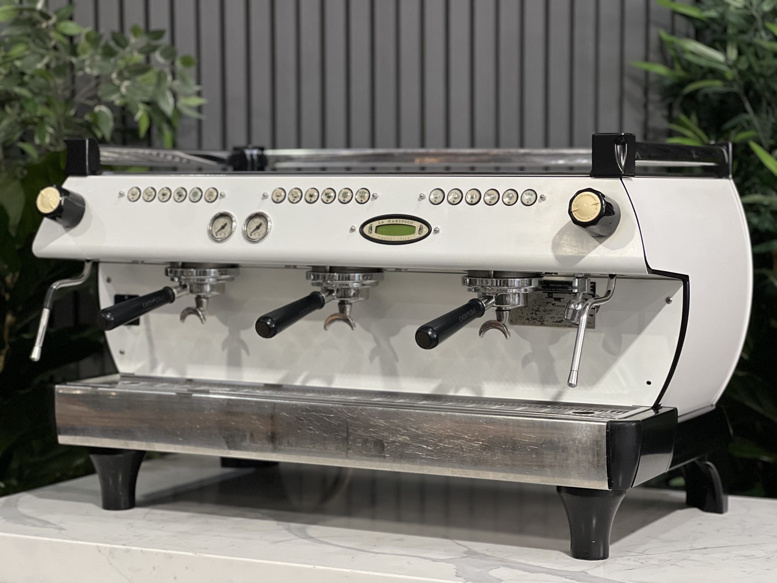 La Marzocco GB5 3 Group High Feet Full White - 38434