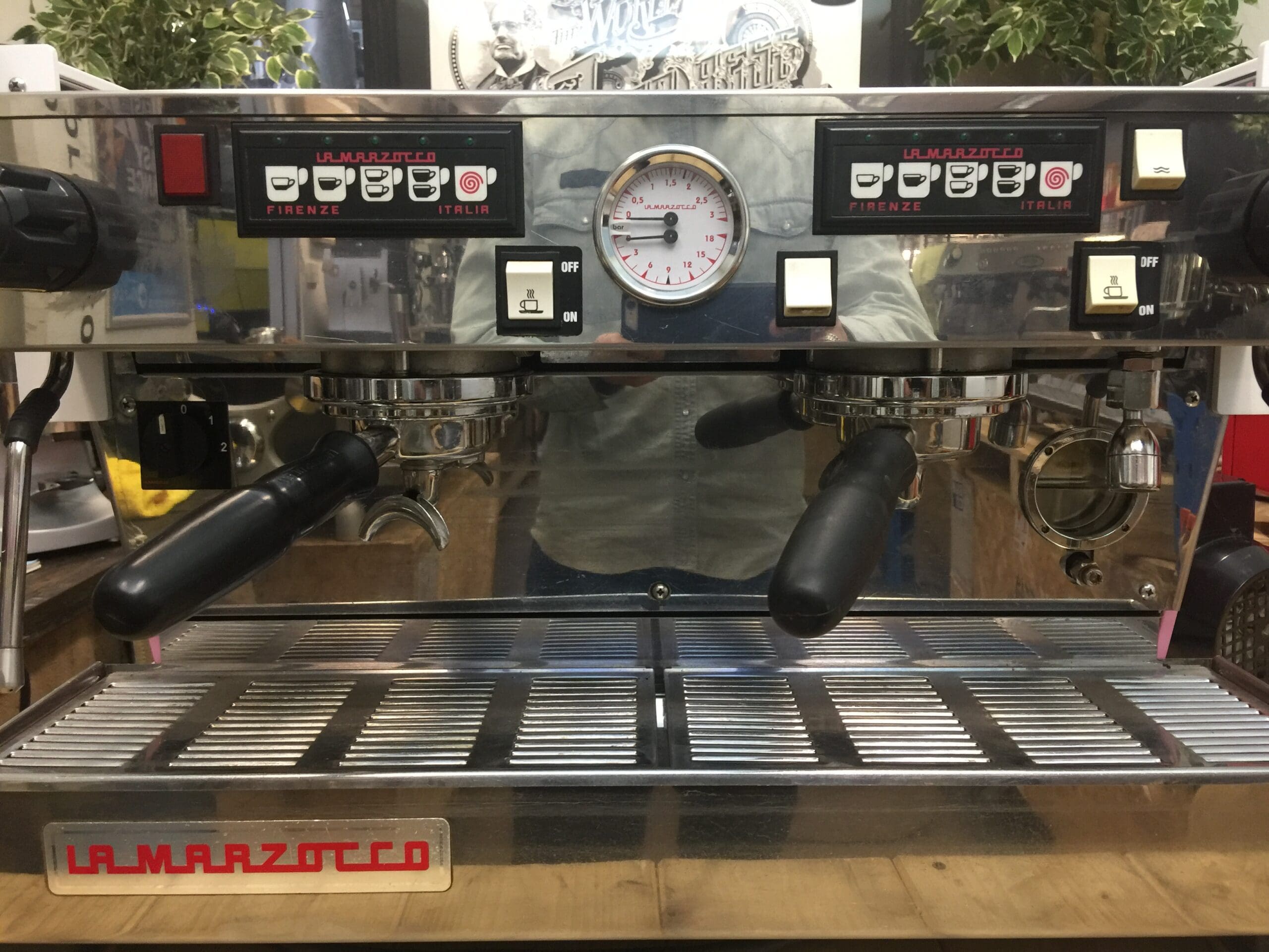 La Marzocco Linea Classic Gin - 2 Group Commercial Espresso Machine - Pink