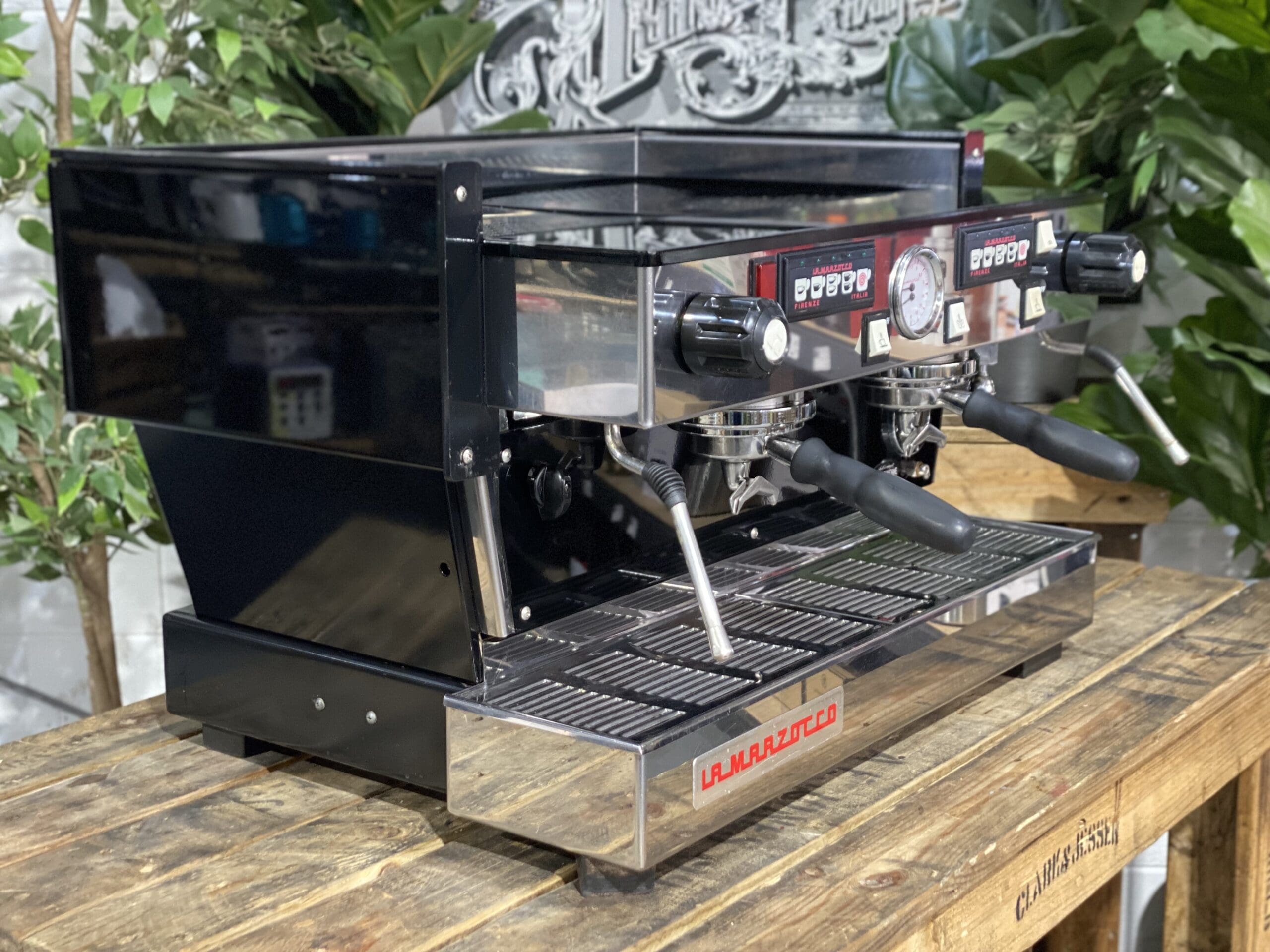 La Marzocco Linea Classic - 2 Group Commercial Espresso Machine - Black
