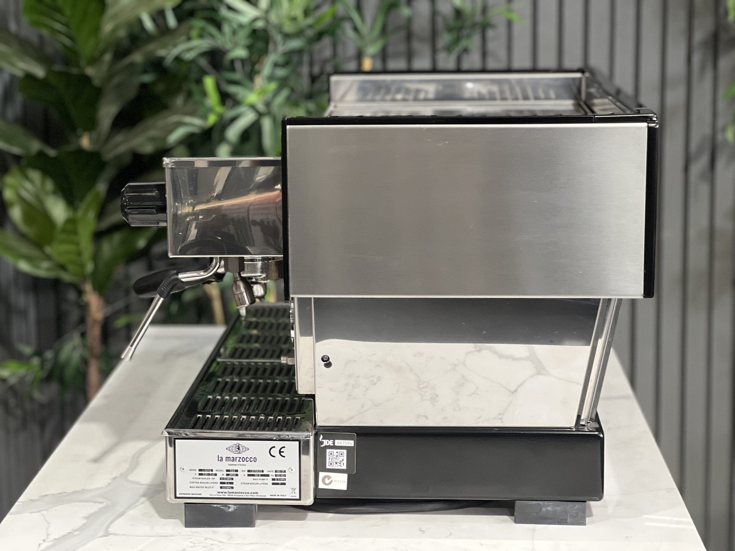 La Marzocco Linea Classic - 2 Group Commercial Espresso Machine - Stainless Steel