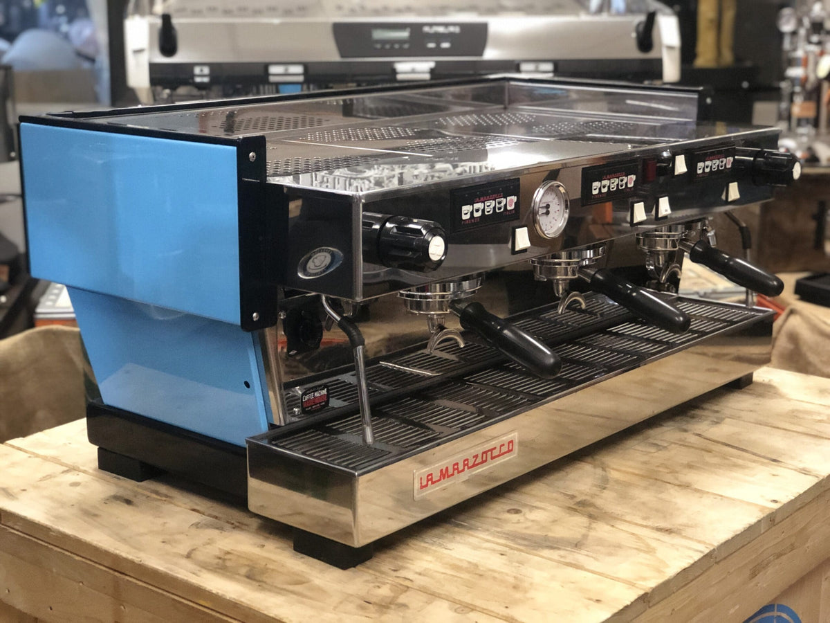 La Marzocco Linea Classic - - 3 Group Commercial Espresso Machine - Commercial