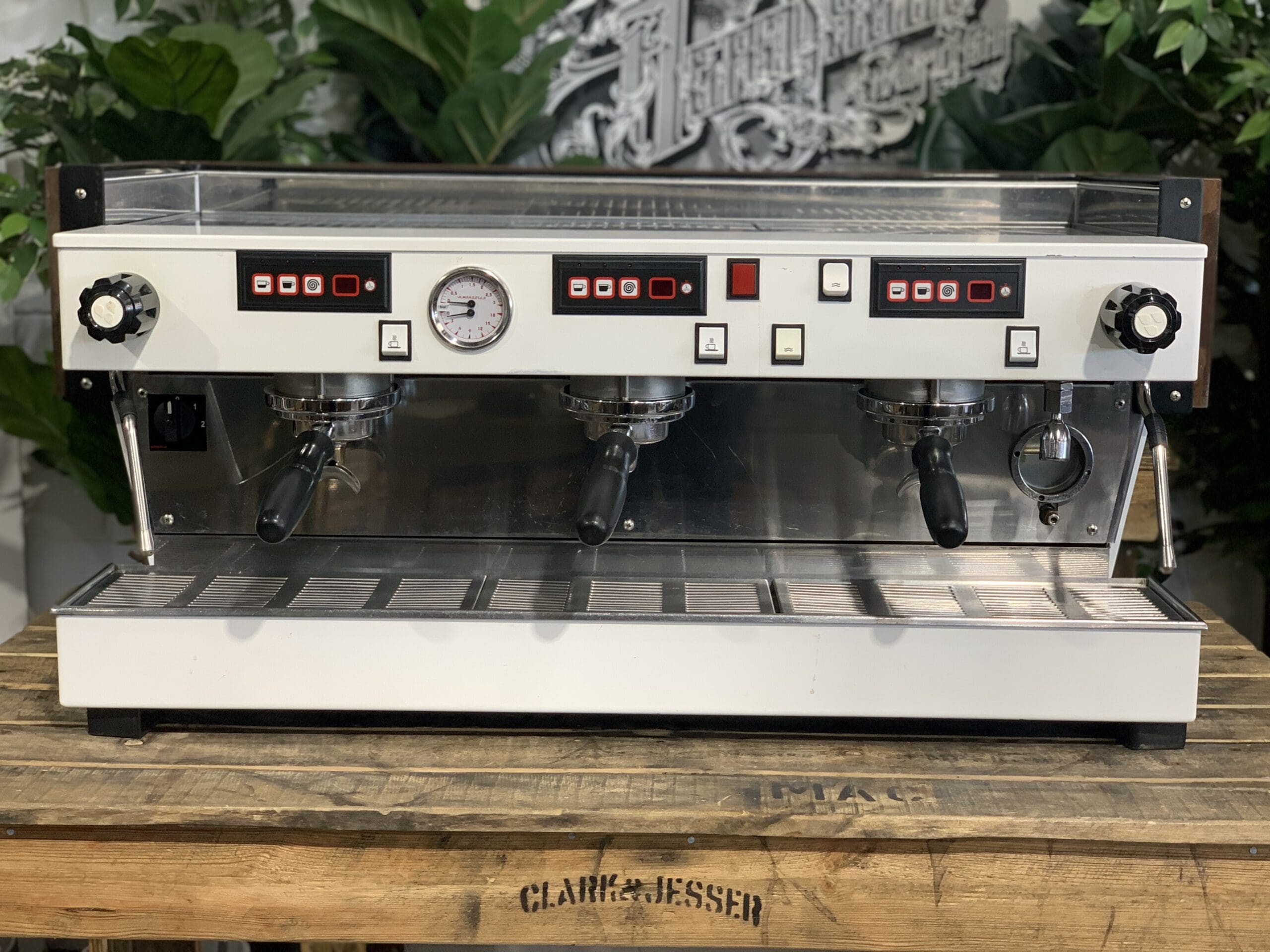 La Marzocco Linea Classic Chrono Touch Pads Wood - 3 Group Commercial Espresso Machine - White