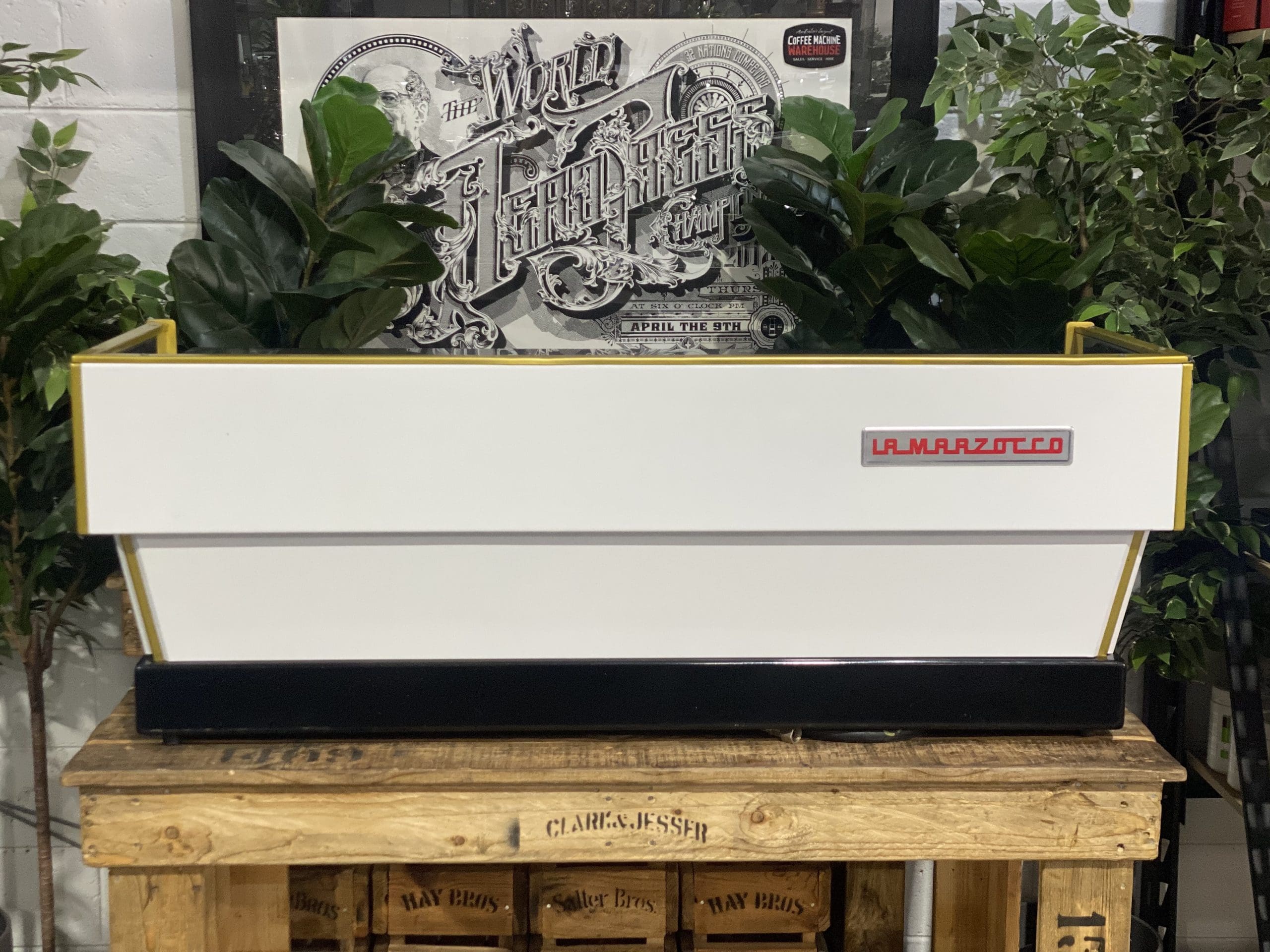 La Marzocco Linea Classic Chrono Touch Pads White - 4 Group Commercial Espresso Machine - Gold