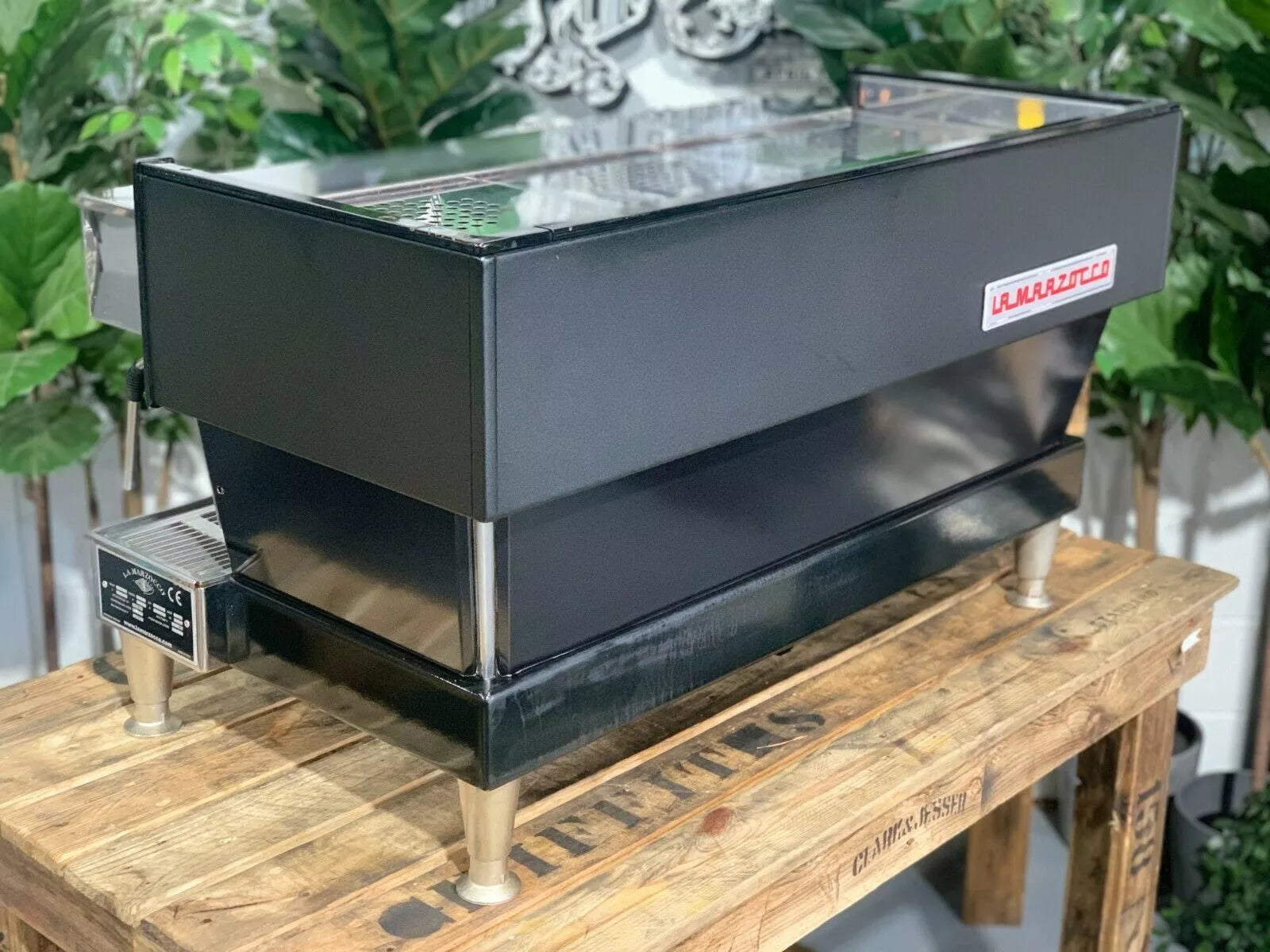 La Marzocco Linea - 3 Group Commercial Espresso Machine - Black