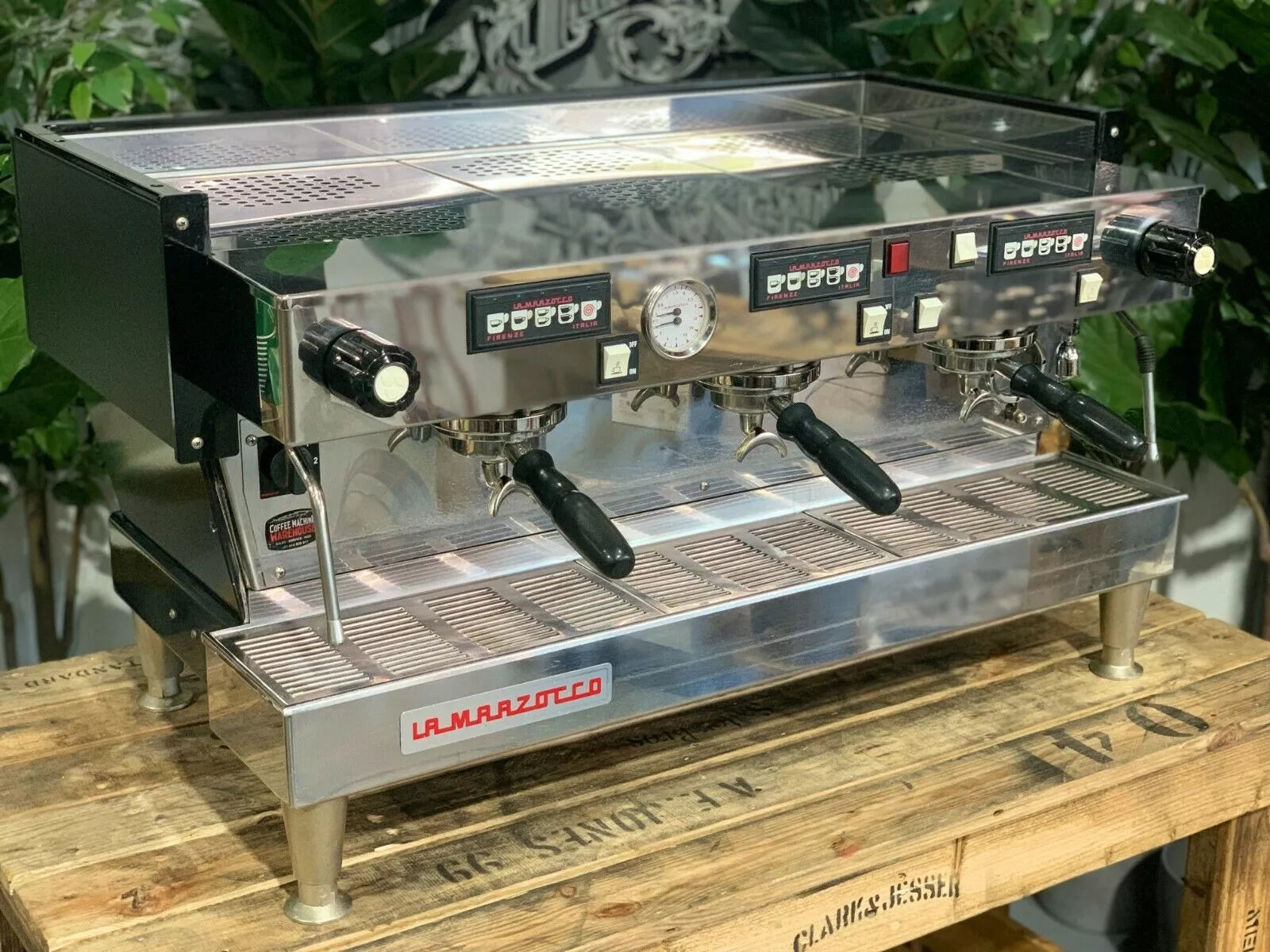 La Marzocco Linea - 3 Group Commercial Espresso Machine - Black