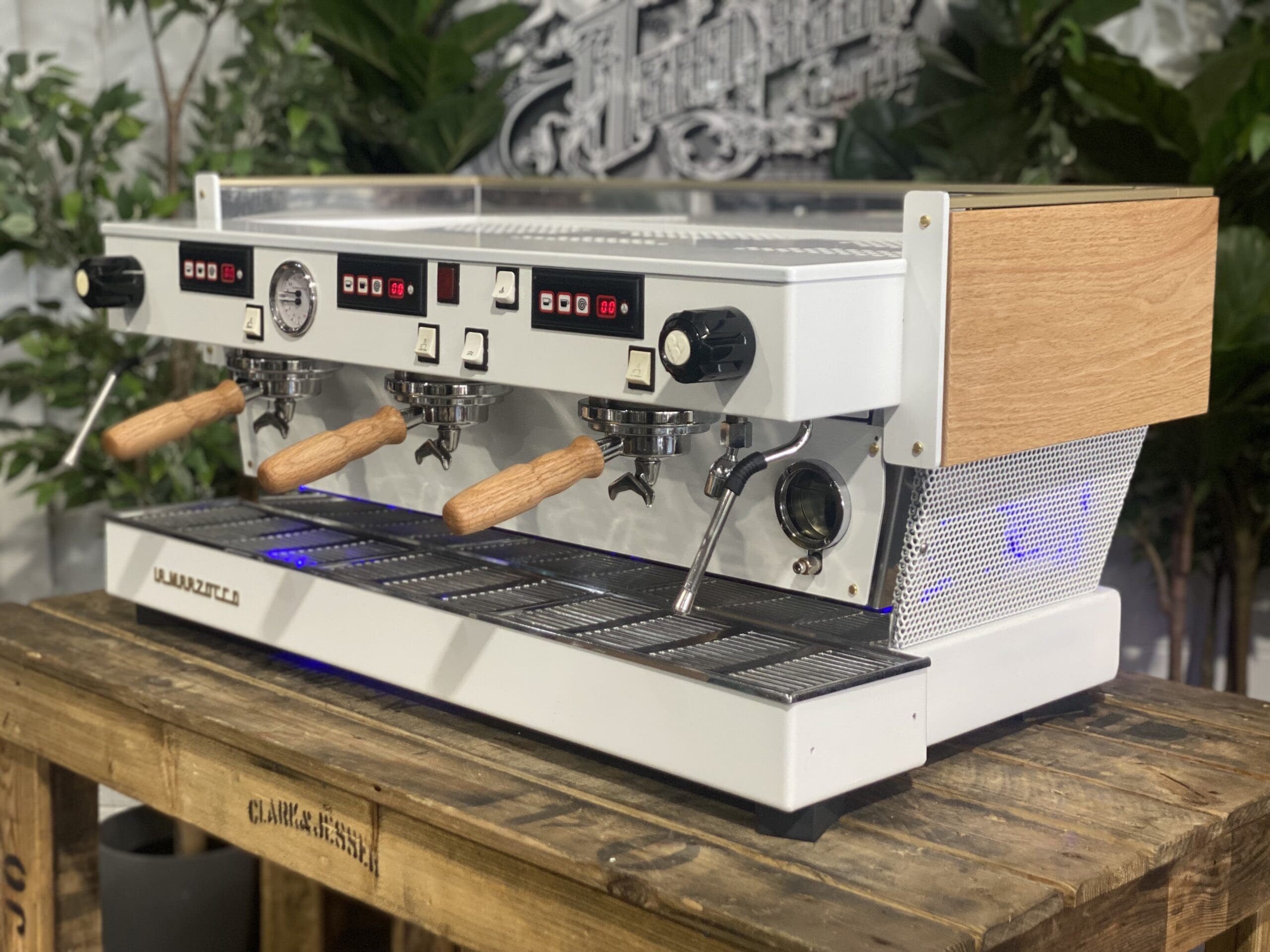 La Marzocco Linea Classic White & LED Cutout - 3 Group Commercial Espresso Machine - Timber
