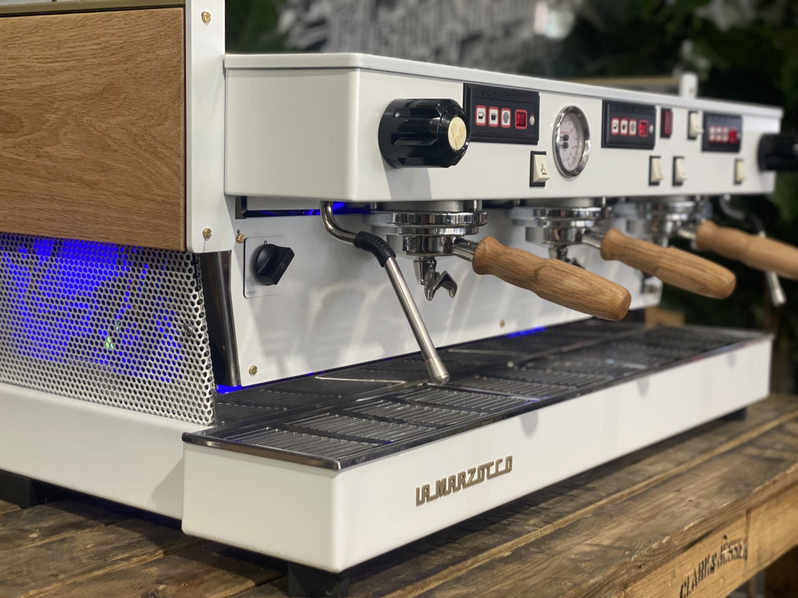 La Marzocco Linea Classic White & LED Cutout - 3 Group Commercial Espresso Machine - Timber