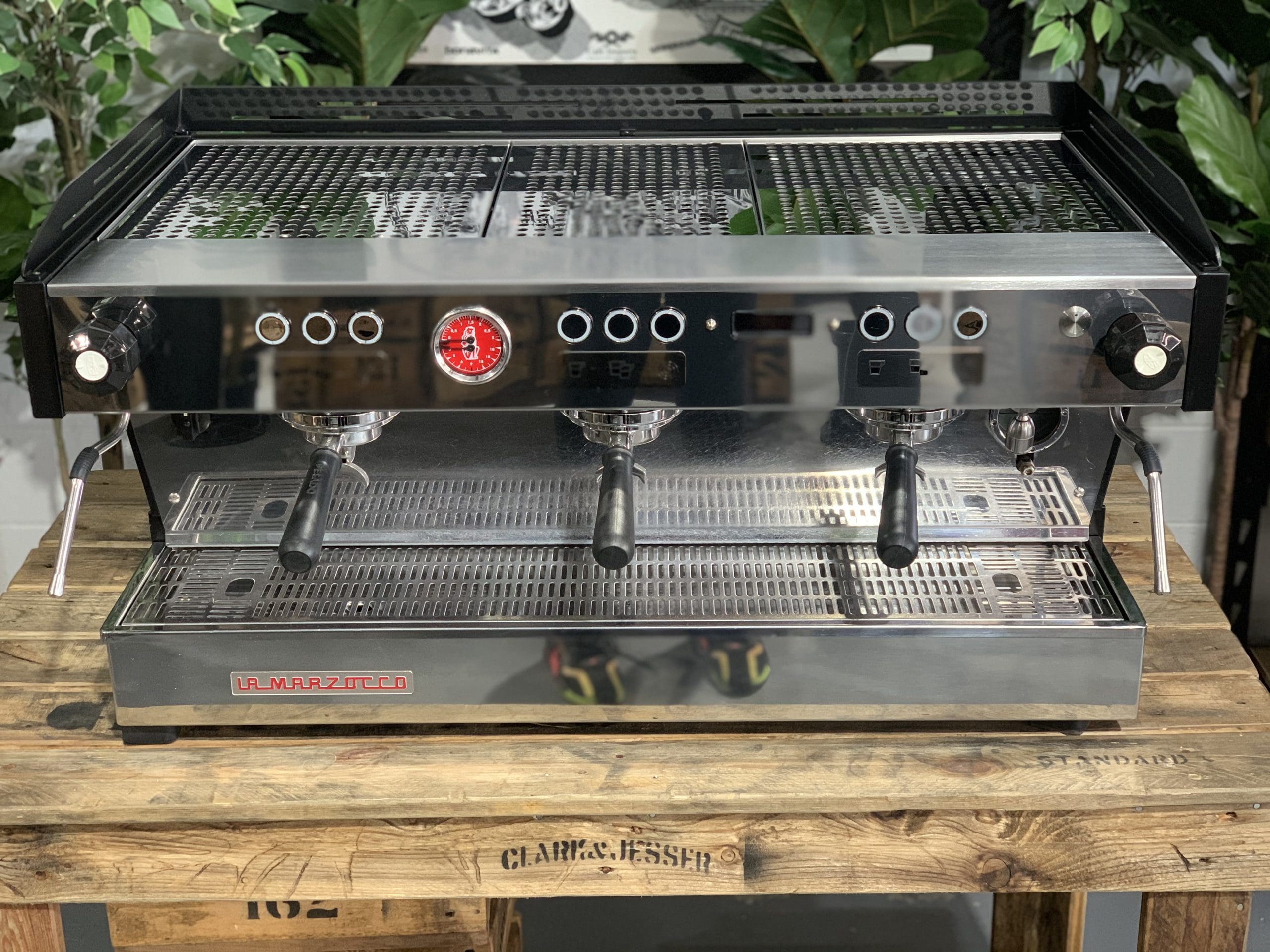 La Marzocco Linea PB - 3 Group Commercial Espresso Machine - Black