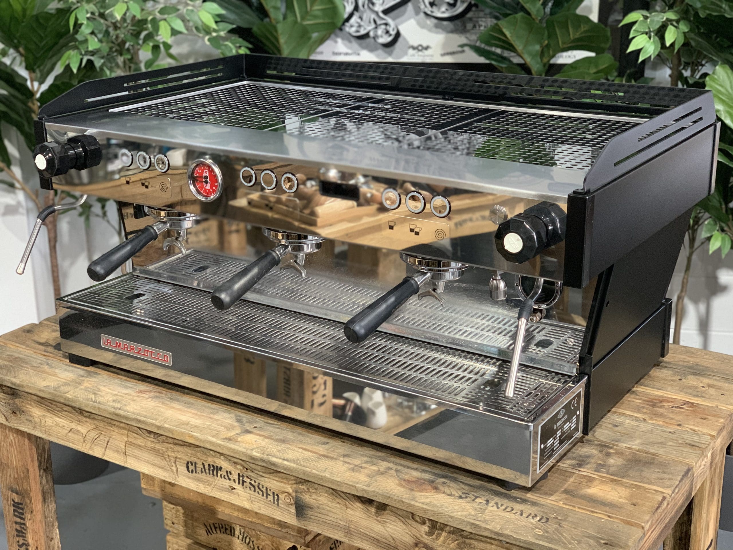 La Marzocco Linea PB - 3 Group Commercial Espresso Machine - Black