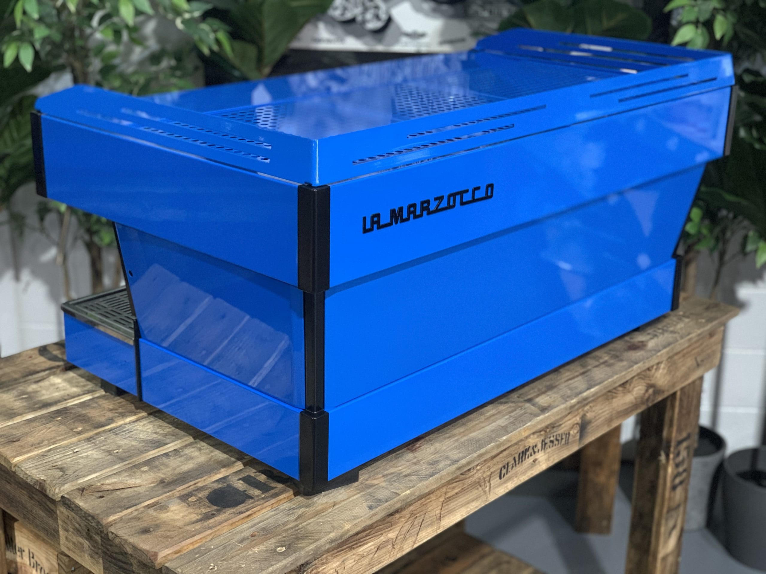 La Marzocco Linea PB Blue with - 3 Group Commercial Espresso Machine - Timber