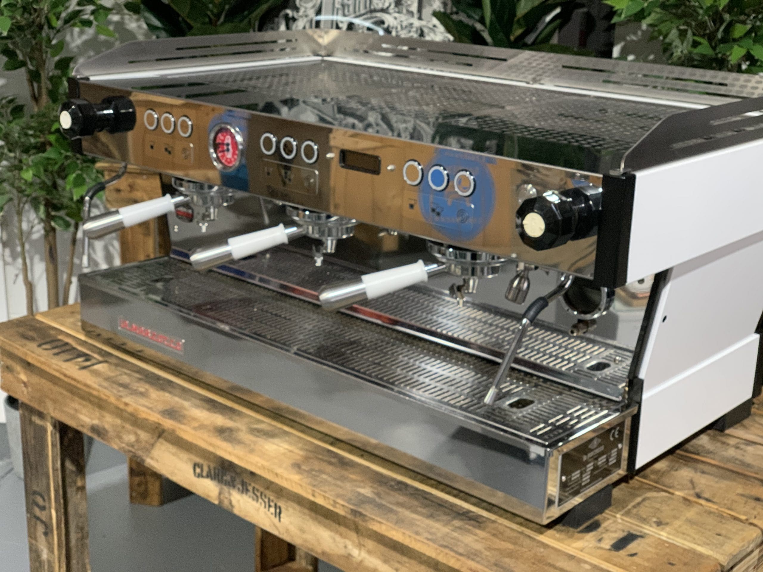 La Marzocco Linea PB White & w. Pesado's - 2 Group Commercial Espresso Machine - Black