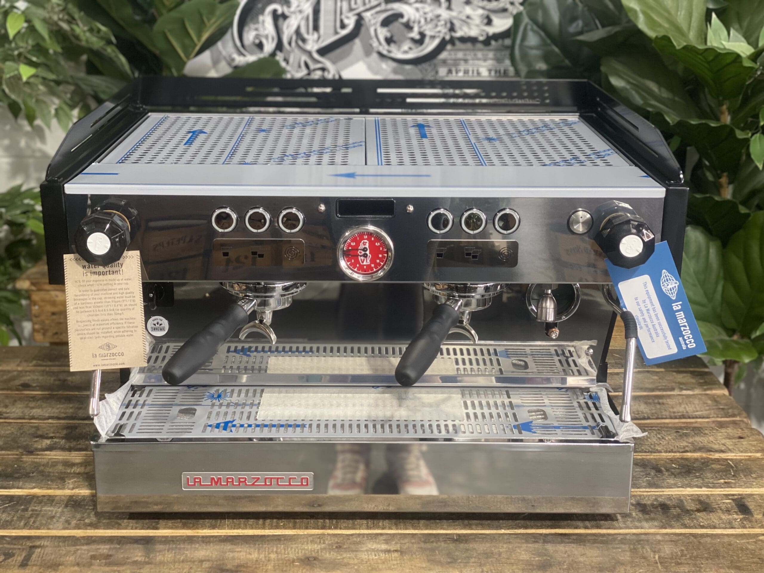 La Marzocco Linea PB - 2 Group Commercial Espresso Machine - Black