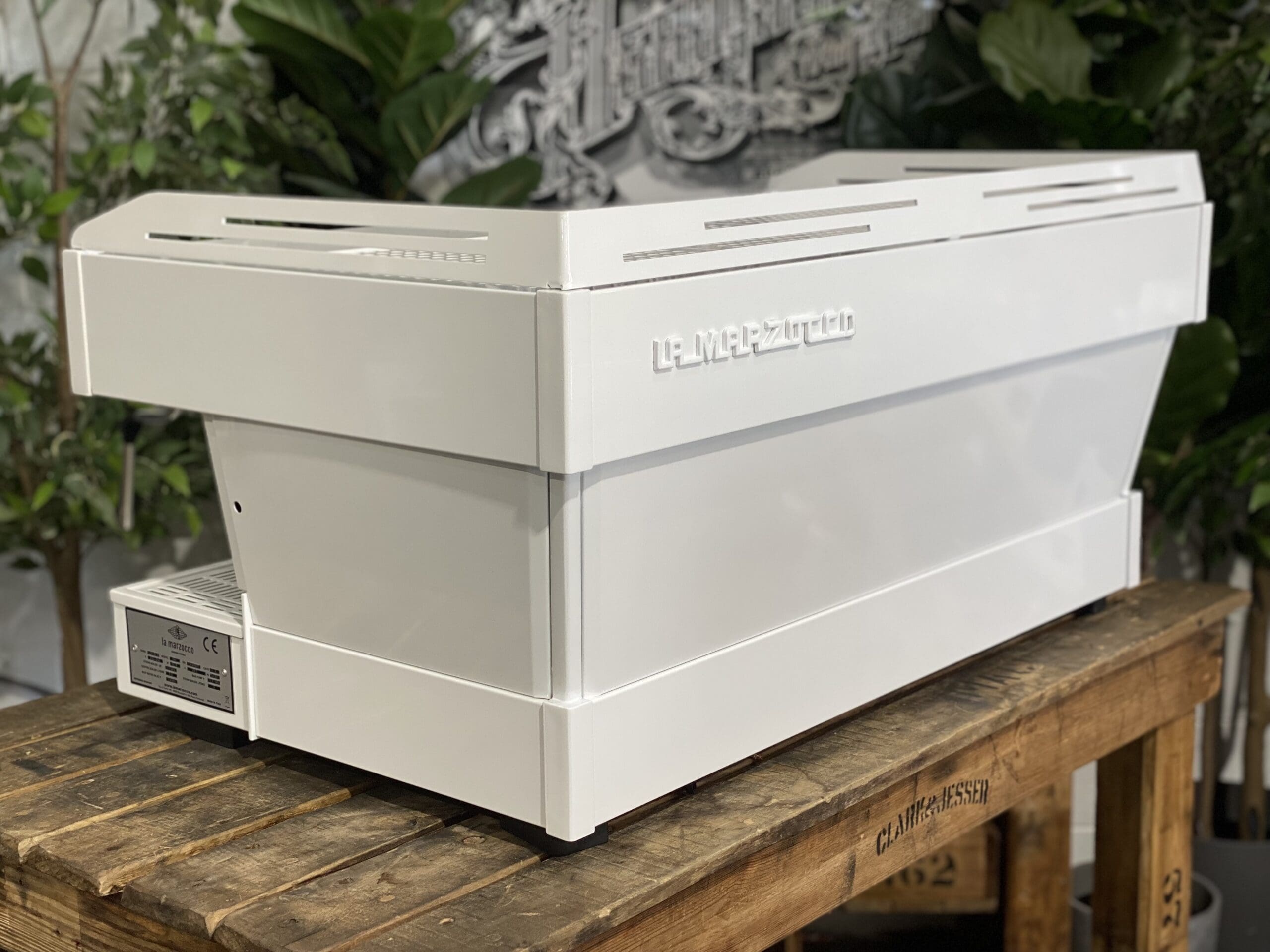 La Marzocco Linea PB Full White w Rubber Pesado Handles - 3 Group Commercial Espresso Machine - Black