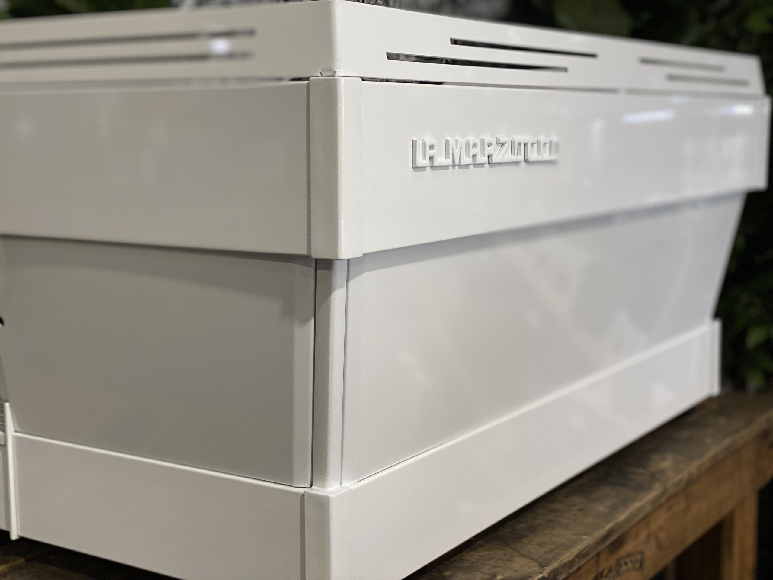 La Marzocco Linea PB Full White w Rubber Pesado Handles - 3 Group Commercial Espresso Machine - Black